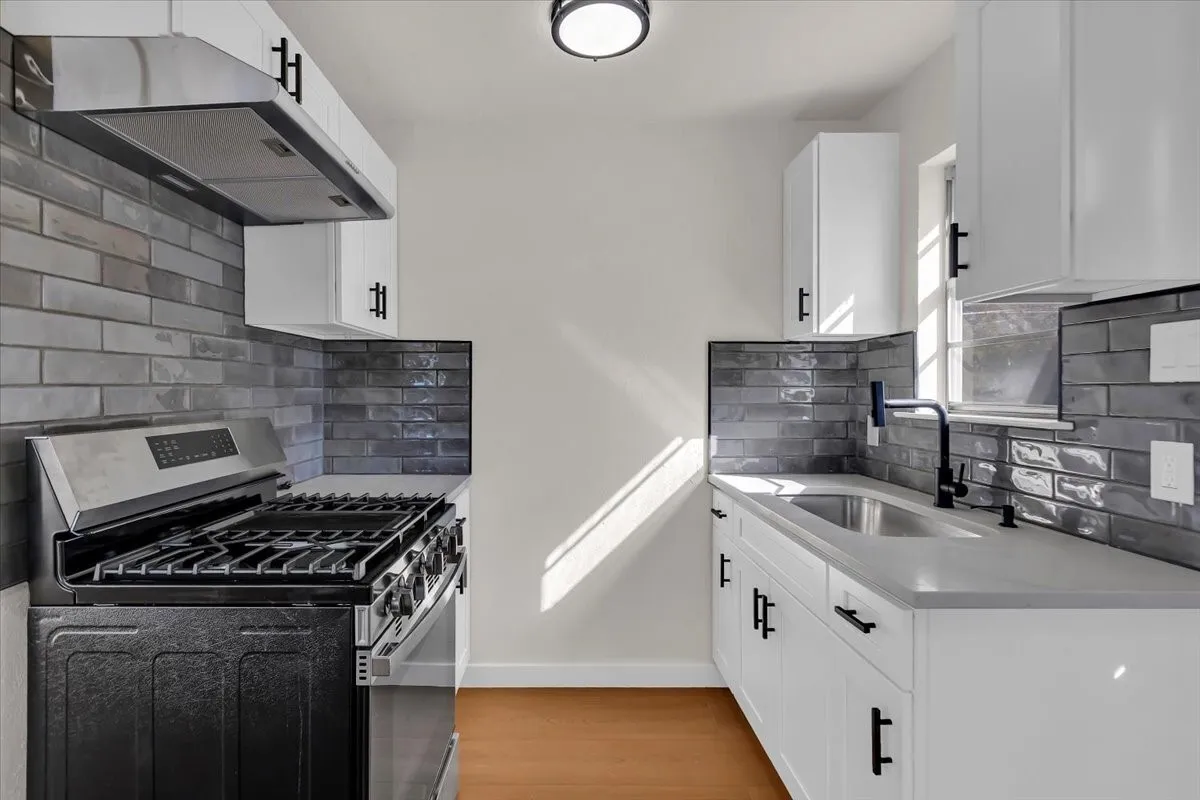 Single Family Residence For Sale in Dallas County , 732 James Drive, Richardson, Texas 75080, 4 Bedroom, 3 Bathroom, 1 Garage spaces, 1,975 Sqft, built in 1957, mls#21405093, Real Estate Agent in Richardson, Homes For Sale in Dallas county, Homes For Sale in Richardson, Realtor in Richardson Texas, Real Estate Brokerage Independent Realty Texas, Luminita Cordes Realtor