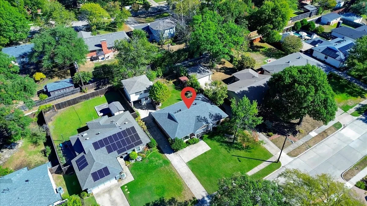 Single Family Residence For Sale in Dallas County , 732 James Drive, Richardson, Texas 75080, 4 Bedroom, 3 Bathroom, 1 Garage spaces, 1,975 Sqft, built in 1957, mls#21405093, Real Estate Agent in Richardson, Homes For Sale in Dallas county, Homes For Sale in Richardson, Realtor in Richardson Texas, Real Estate Brokerage Independent Realty Texas, Luminita Cordes Realtor