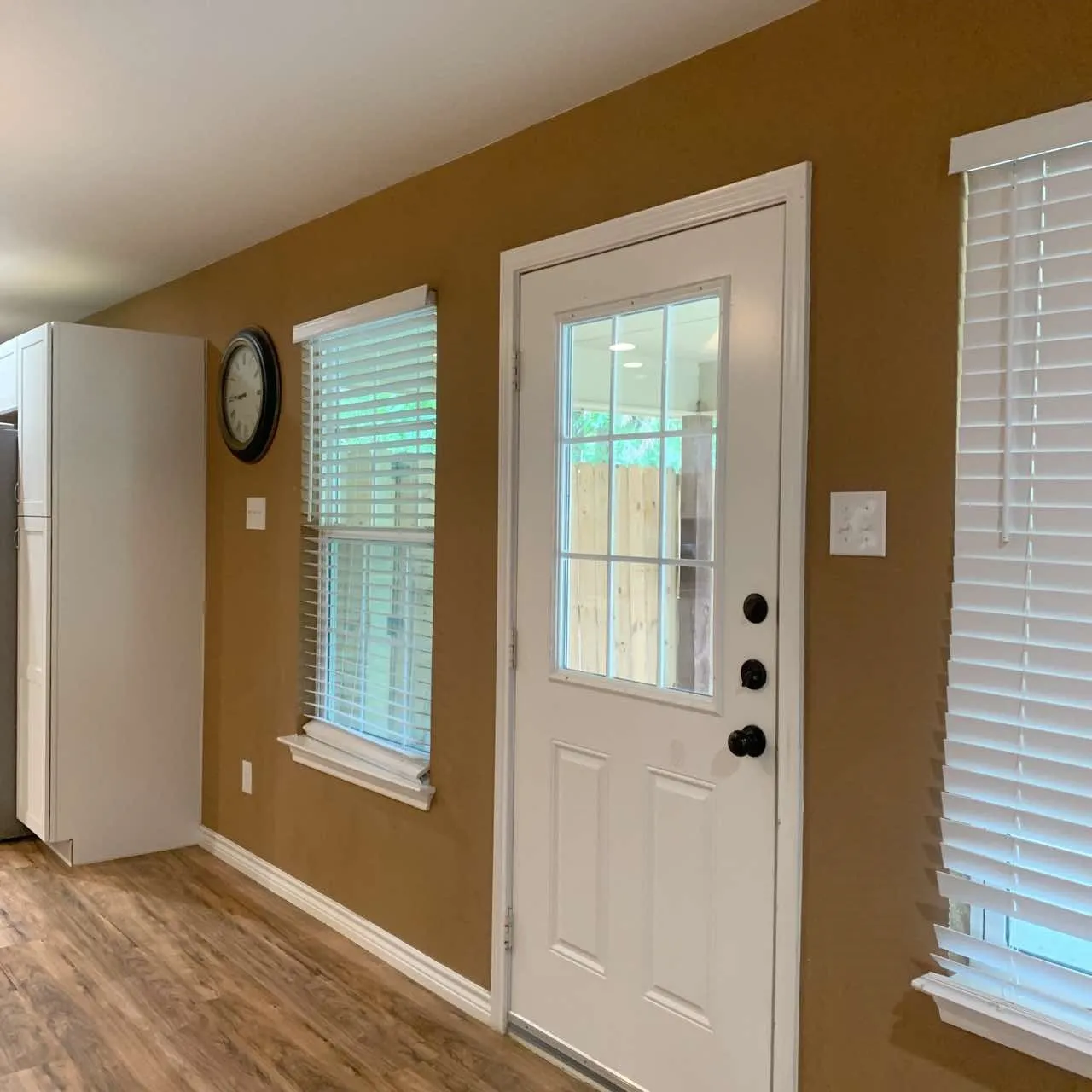 Single Family Residence For Rent in Fannin County , 214 Braz, Bonham, Texas 75418, 3 Bedroom, 2 Bathroom, Garage spaces, 1,496 Sqft, built in 2019, mls#21405251, Real Estate Agent in Bonham, Homes For Rent in Fannin county, Homes For Rent in Bonham, Realtor in Bonham Texas, Real Estate Brokerage Independent Realty Texas, Luminita Cordes Realtor