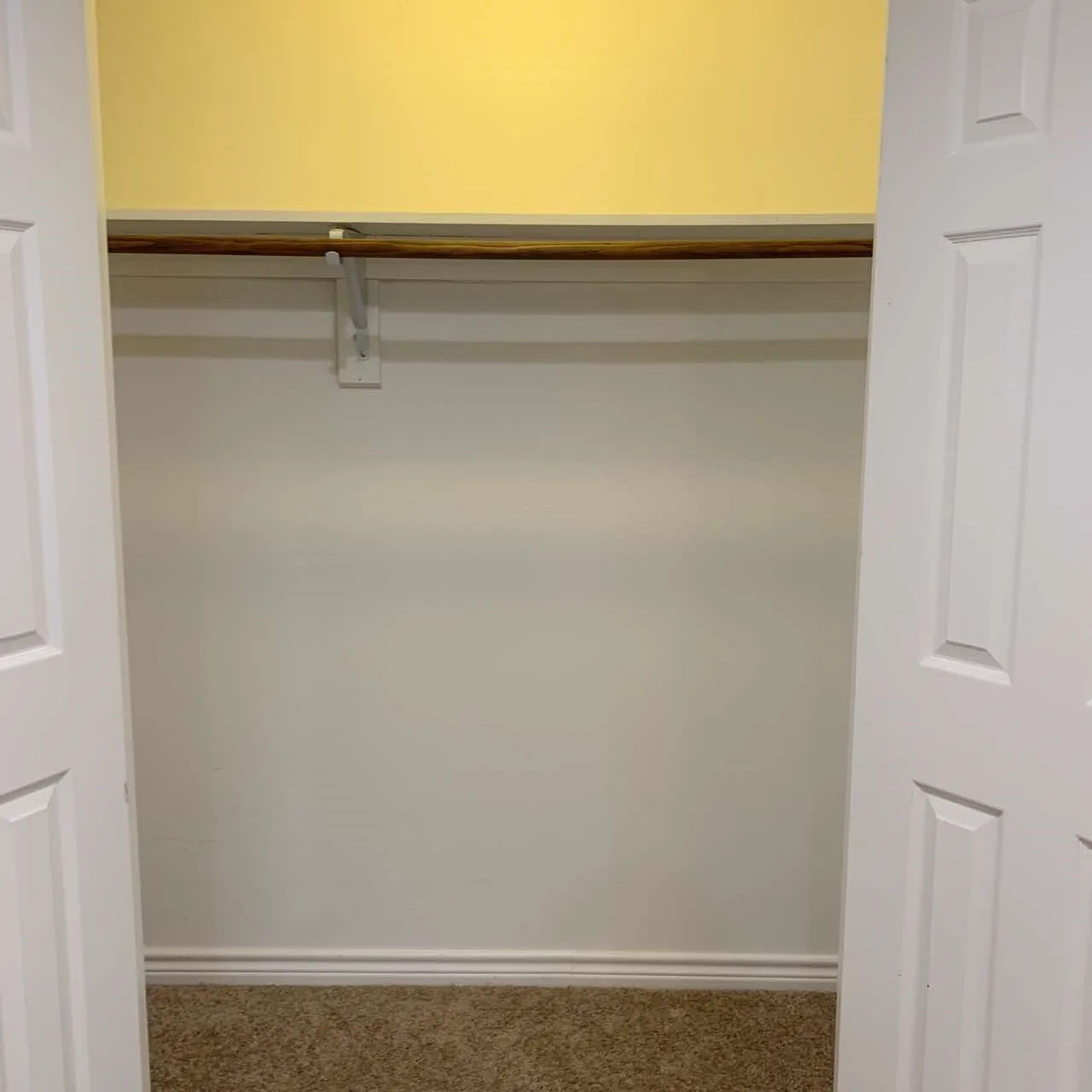 Single Family Residence For Rent in Fannin County , 214 Braz, Bonham, Texas 75418, 3 Bedroom, 2 Bathroom, Garage spaces, 1,496 Sqft, built in 2019, mls#21405251, Real Estate Agent in Bonham, Homes For Rent in Fannin county, Homes For Rent in Bonham, Realtor in Bonham Texas, Real Estate Brokerage Independent Realty Texas, Luminita Cordes Realtor