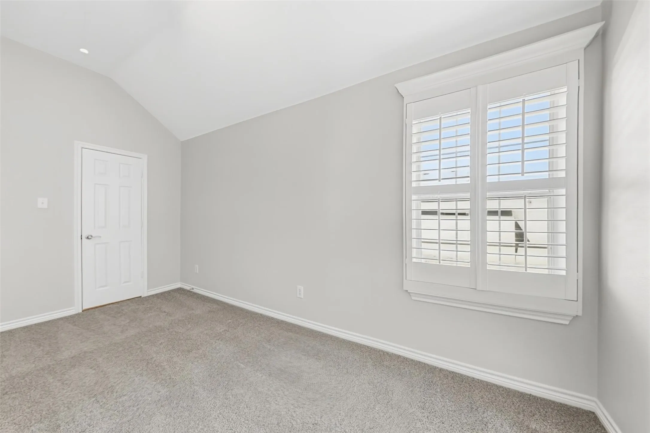 Single Family Residence For Sale in Collin County , 304 Palomino Lane, Celina, Texas 75009, 5 Bedroom, 4 Bathroom, 3 Garage spaces, 4,284 Sqft, built in 2005, mls#21405258, Real Estate Agent in Celina, Homes For Sale in Collin county, Homes For Sale in Celina, Realtor in Celina Texas, Real Estate Brokerage Independent Realty Texas, Luminita Cordes Realtor