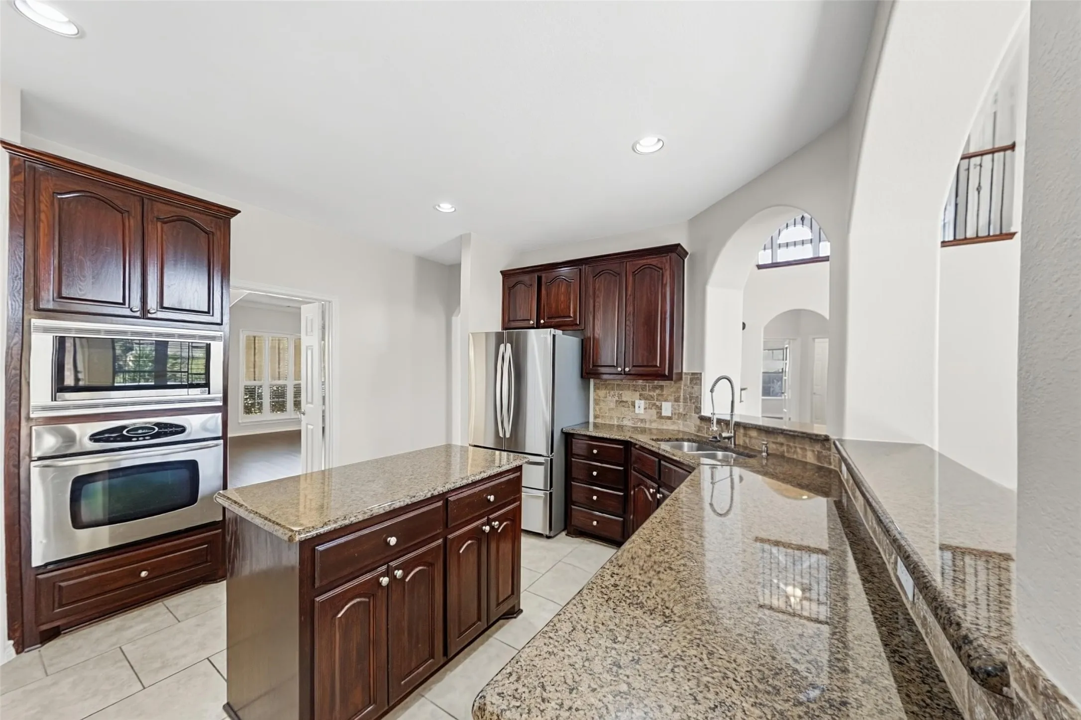 Single Family Residence For Sale in Collin County , 304 Palomino Lane, Celina, Texas 75009, 5 Bedroom, 4 Bathroom, 3 Garage spaces, 4,284 Sqft, built in 2005, mls#21405258, Real Estate Agent in Celina, Homes For Sale in Collin county, Homes For Sale in Celina, Realtor in Celina Texas, Real Estate Brokerage Independent Realty Texas, Luminita Cordes Realtor
