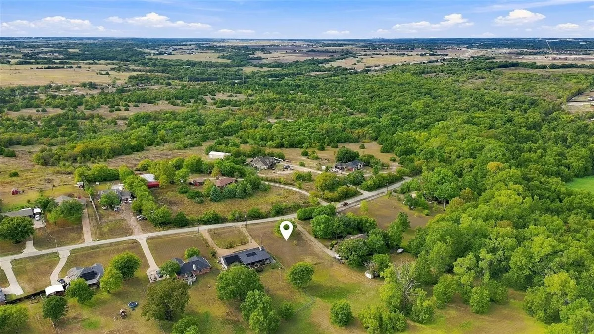 Unimproved Land For Sale in Ellis County , 622 Chisholm Trail, Waxahachie, Texas 75165, 0, 0, Garage spaces, 0 Sqft, built in 0, mls#21404361, Real Estate Agent in Waxahachie, Homes For Sale in Ellis county, Homes For Sale in Waxahachie, Realtor in Waxahachie Texas, Real Estate Brokerage Independent Realty Texas, Luminita Cordes Realtor
