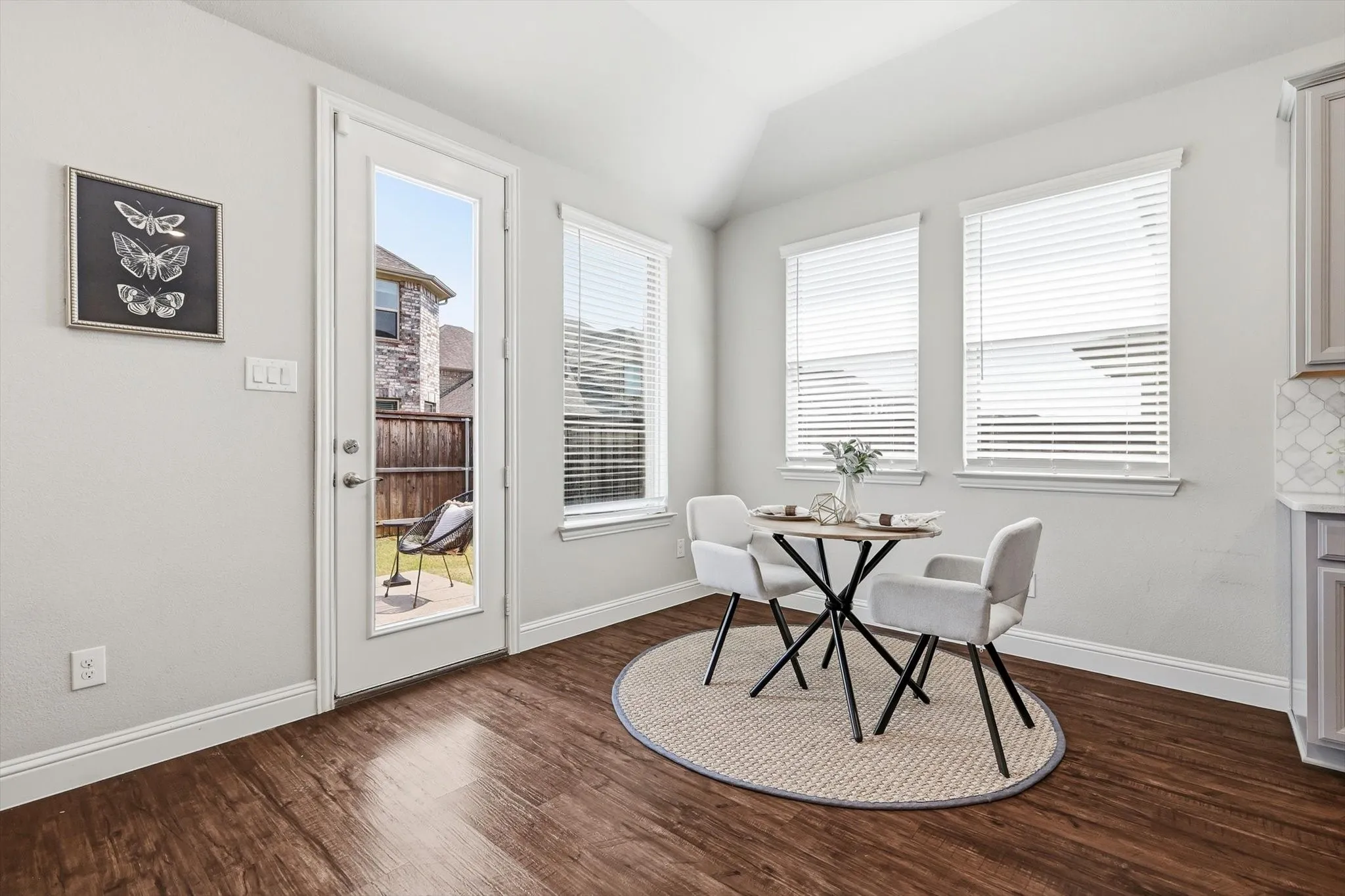 Single Family Residence For Rent in Collin County , 2371 Canary Grass Lane, Prosper, Texas 75078, 3 Bedroom, 3 Bathroom, 2 Garage spaces, 2,315 Sqft, built in 2020, mls#21405272, Real Estate Agent in Prosper, Homes For Rent in Collin county, Homes For Rent in Prosper, Realtor in Prosper Texas, Real Estate Brokerage Independent Realty Texas, Luminita Cordes Realtor