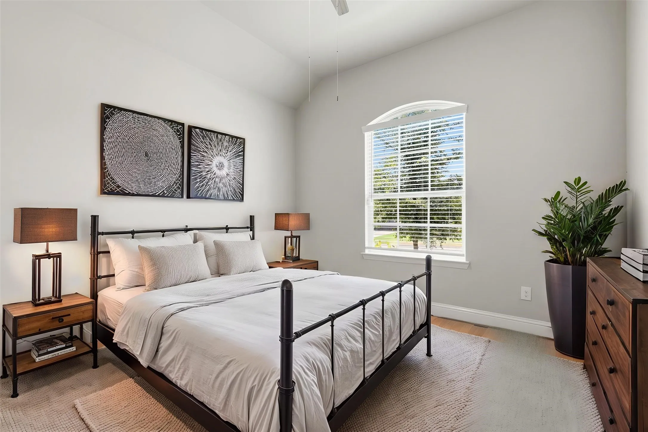 Single Family Residence For Rent in Collin County , 2371 Canary Grass Lane, Prosper, Texas 75078, 3 Bedroom, 3 Bathroom, 2 Garage spaces, 2,315 Sqft, built in 2020, mls#21405272, Real Estate Agent in Prosper, Homes For Rent in Collin county, Homes For Rent in Prosper, Realtor in Prosper Texas, Real Estate Brokerage Independent Realty Texas, Luminita Cordes Realtor