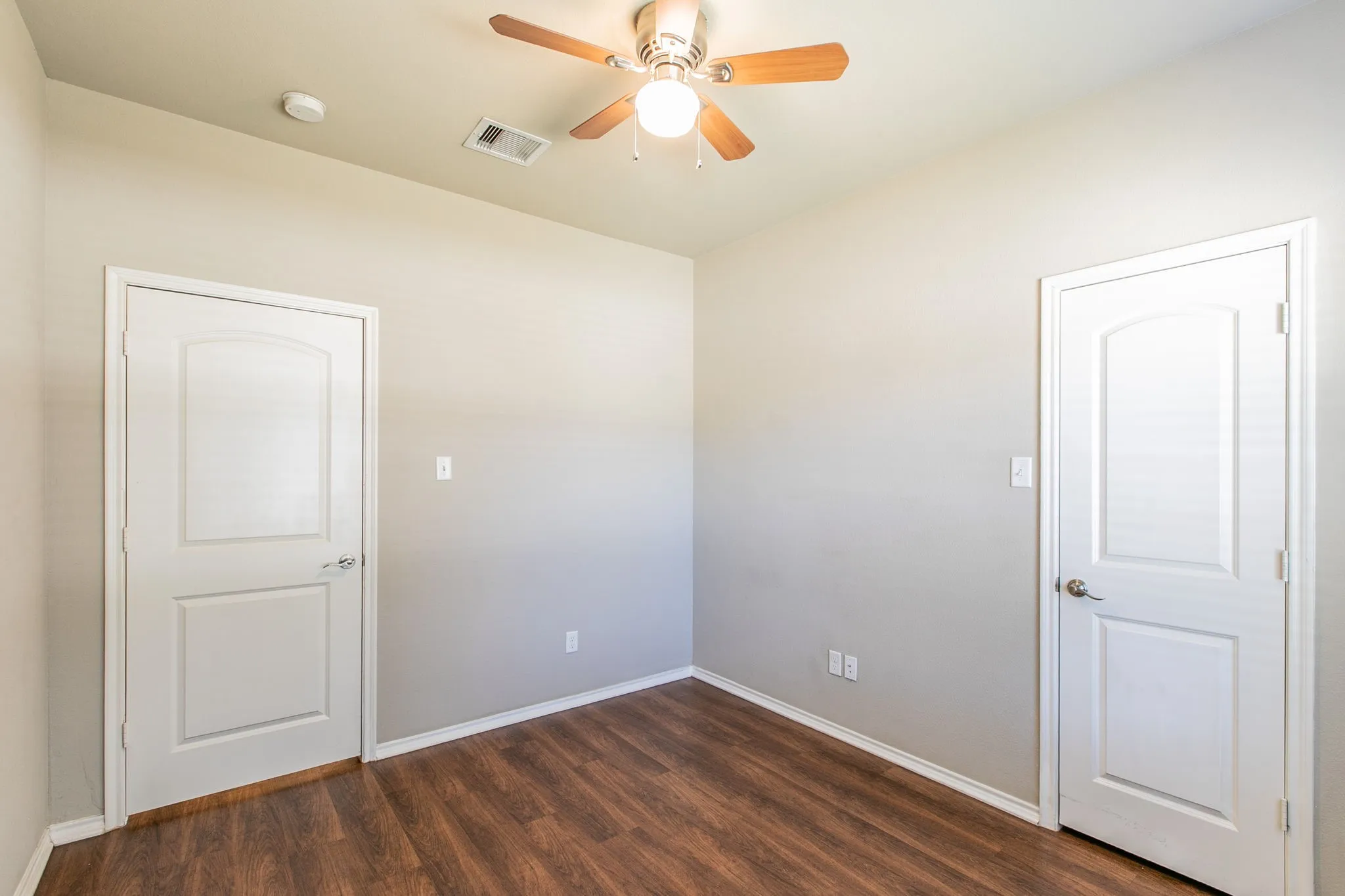 Single Family Residence For Sale in Mc Lennan County , 1502 Jane Lane, West, Texas 76691, 3 Bedroom, 2 Bathroom, 2 Garage spaces, 1,600 Sqft, built in 2013, mls#21405182, Real Estate Agent in West, Homes For Sale in Mc Lennan county, Homes For Sale in West, Realtor in West Texas, Real Estate Brokerage Independent Realty Texas, Luminita Cordes Realtor