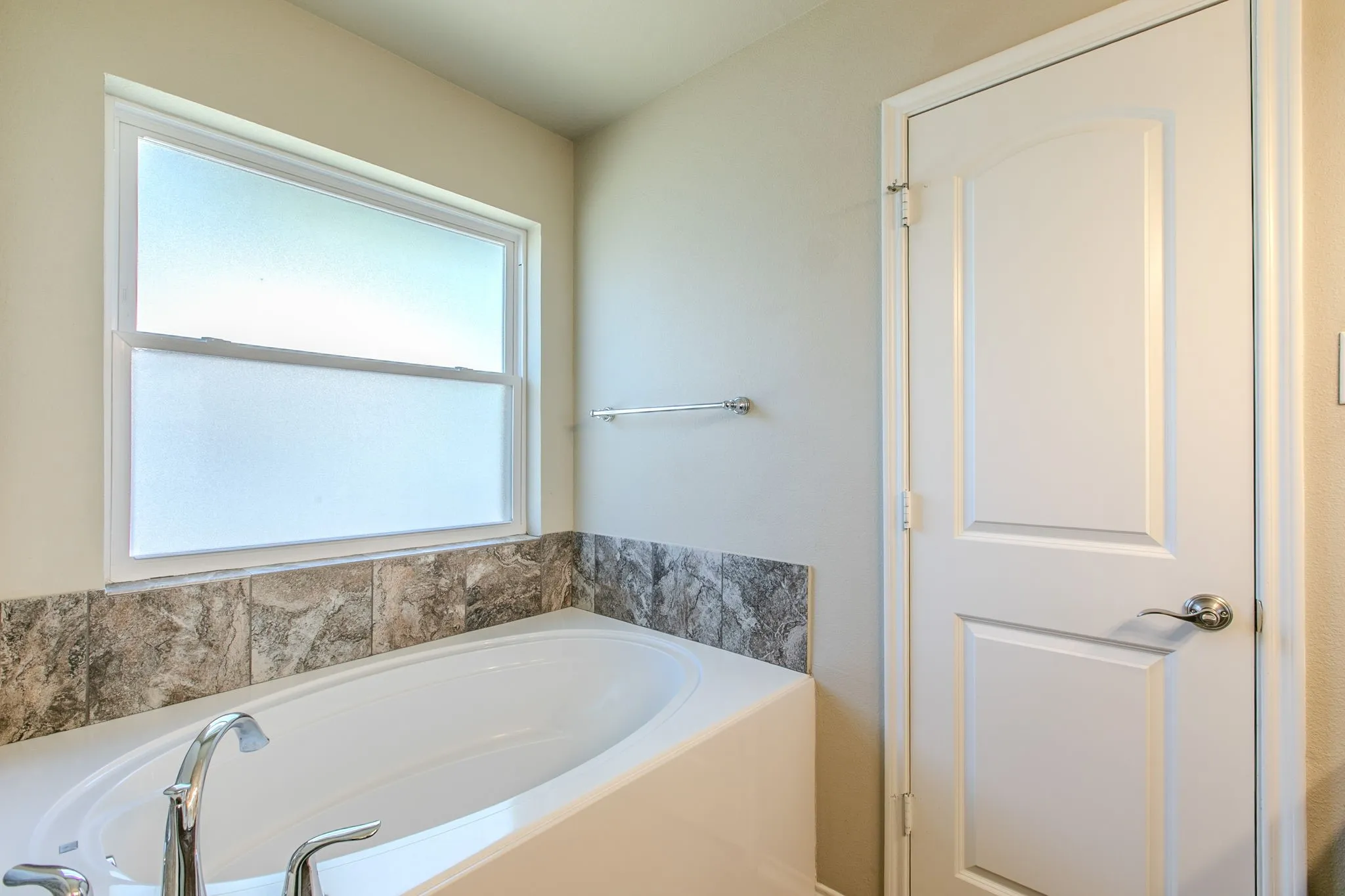 Single Family Residence For Sale in Mc Lennan County , 1502 Jane Lane, West, Texas 76691, 3 Bedroom, 2 Bathroom, 2 Garage spaces, 1,600 Sqft, built in 2013, mls#21405182, Real Estate Agent in West, Homes For Sale in Mc Lennan county, Homes For Sale in West, Realtor in West Texas, Real Estate Brokerage Independent Realty Texas, Luminita Cordes Realtor