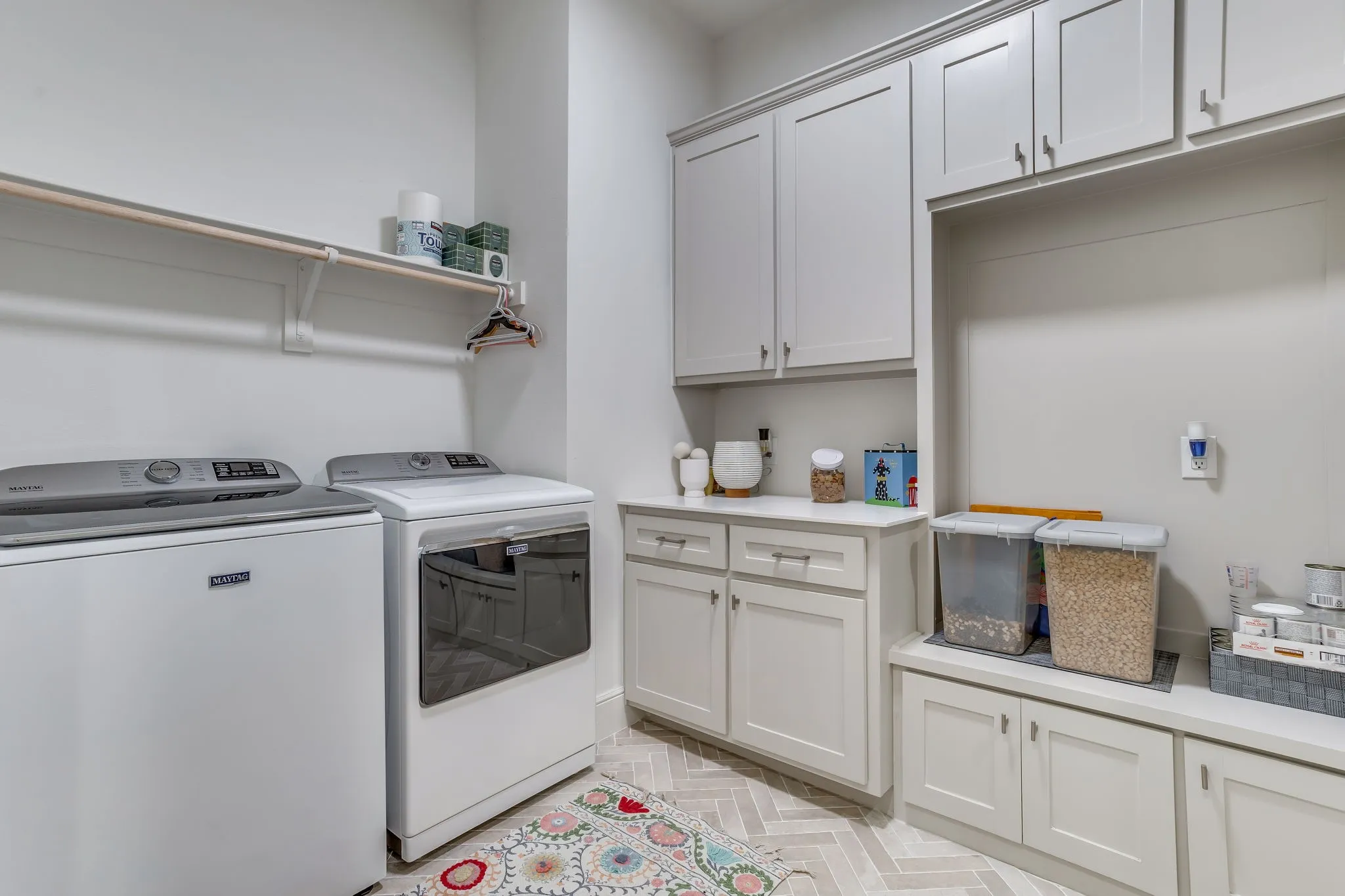 Single Family Residence For Sale in Parker County , 950 Highlands Avenue, Aledo, Texas 76008, 4 Bedroom, 3 Bathroom, 2 Garage spaces, 3,411 Sqft, built in 2024, mls#21404459, Real Estate Agent in Aledo, Homes For Sale in Parker county, Homes For Sale in Aledo, Realtor in Aledo Texas, Real Estate Brokerage Independent Realty Texas, Luminita Cordes Realtor