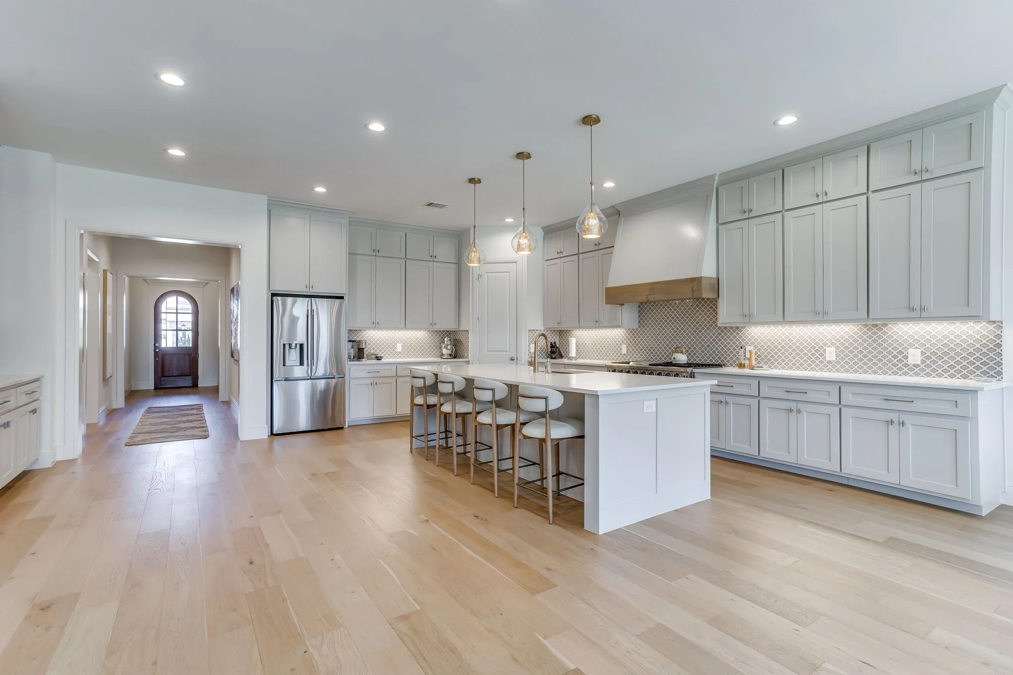 Single Family Residence For Sale in Parker County , 950 Highlands Avenue, Aledo, Texas 76008, 4 Bedroom, 3 Bathroom, 2 Garage spaces, 3,411 Sqft, built in 2024, mls#21404459, Real Estate Agent in Aledo, Homes For Sale in Parker county, Homes For Sale in Aledo, Realtor in Aledo Texas, Real Estate Brokerage Independent Realty Texas, Luminita Cordes Realtor