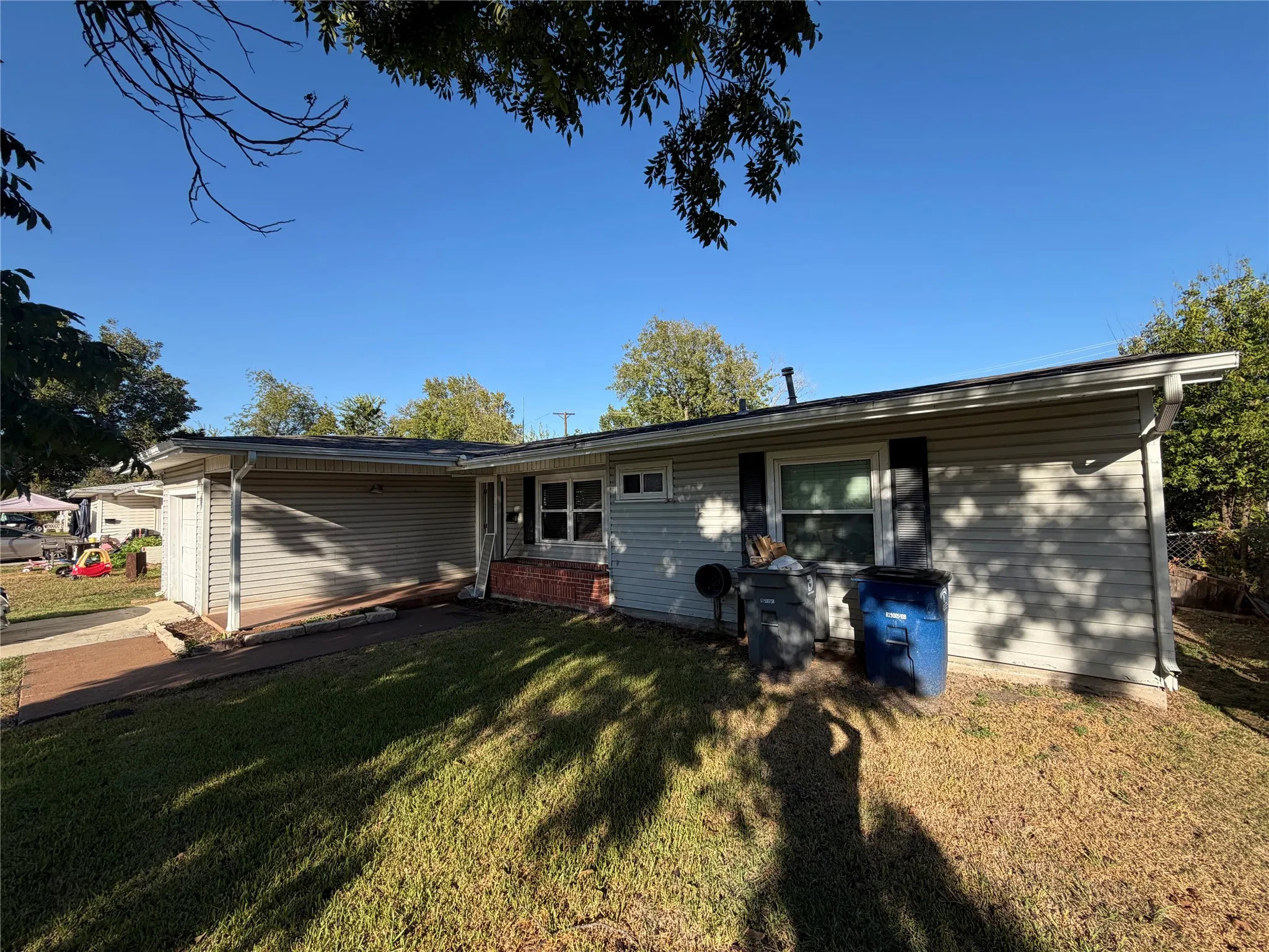 Single Family Residence For Sale in Dallas County , 12220 Holt Drive, Dallas, Texas 75218, 3 Bedroom, 1 Bathroom, 1 Garage spaces, 1,040 Sqft, built in 1952, mls#21405020, Real Estate Agent in Dallas, Homes For Sale in Dallas county, Homes For Sale in Dallas, Realtor in Dallas Texas, Real Estate Brokerage Independent Realty Texas, Luminita Cordes Realtor