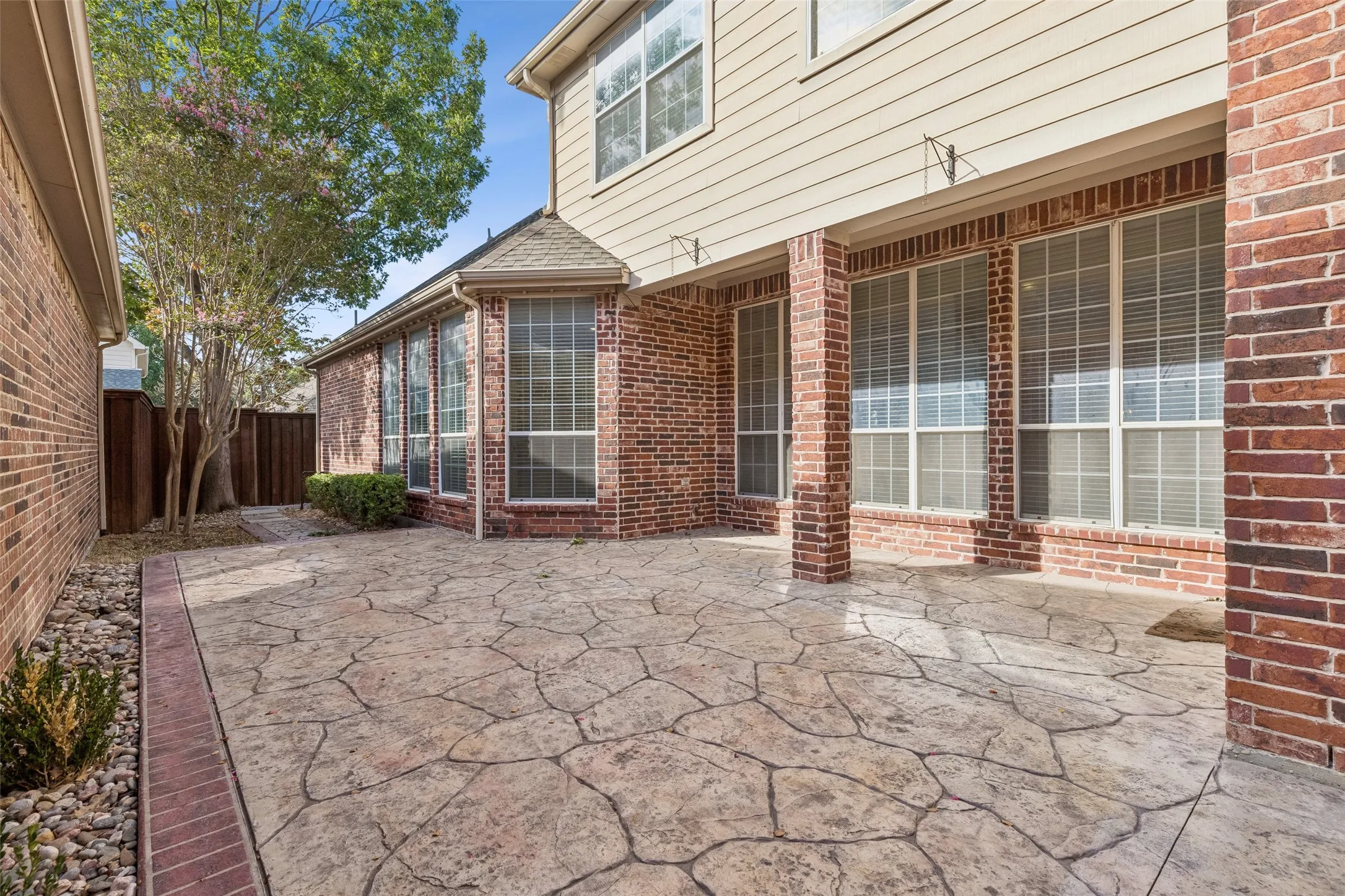 Single Family Residence For Rent in Denton County , 4005 Frio Way, Frisco, Texas 75034, 4 Bedroom, 4 Bathroom, 2 Garage spaces, 3,358 Sqft, built in 2002, mls#21402915, Real Estate Agent in Frisco, Homes For Rent in Denton county, Homes For Rent in Frisco, Realtor in Frisco Texas, Real Estate Brokerage Independent Realty Texas, Luminita Cordes Realtor