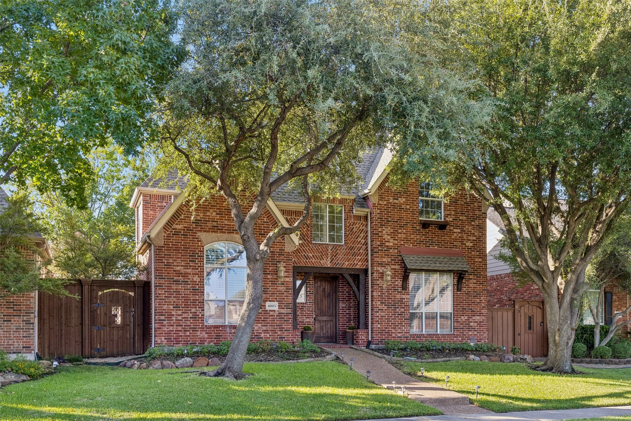 Single Family Residence For Rent in Denton County , 4005 Frio Way, Frisco, Texas 75034, 4 Bedroom, 4 Bathroom, 2 Garage spaces, 3,358 Sqft, built in 2002, mls#21402915, Real Estate Agent in Frisco, Homes For Rent in Denton county, Homes For Rent in Frisco, Realtor in Frisco Texas, Real Estate Brokerage Independent Realty Texas, Luminita Cordes Realtor