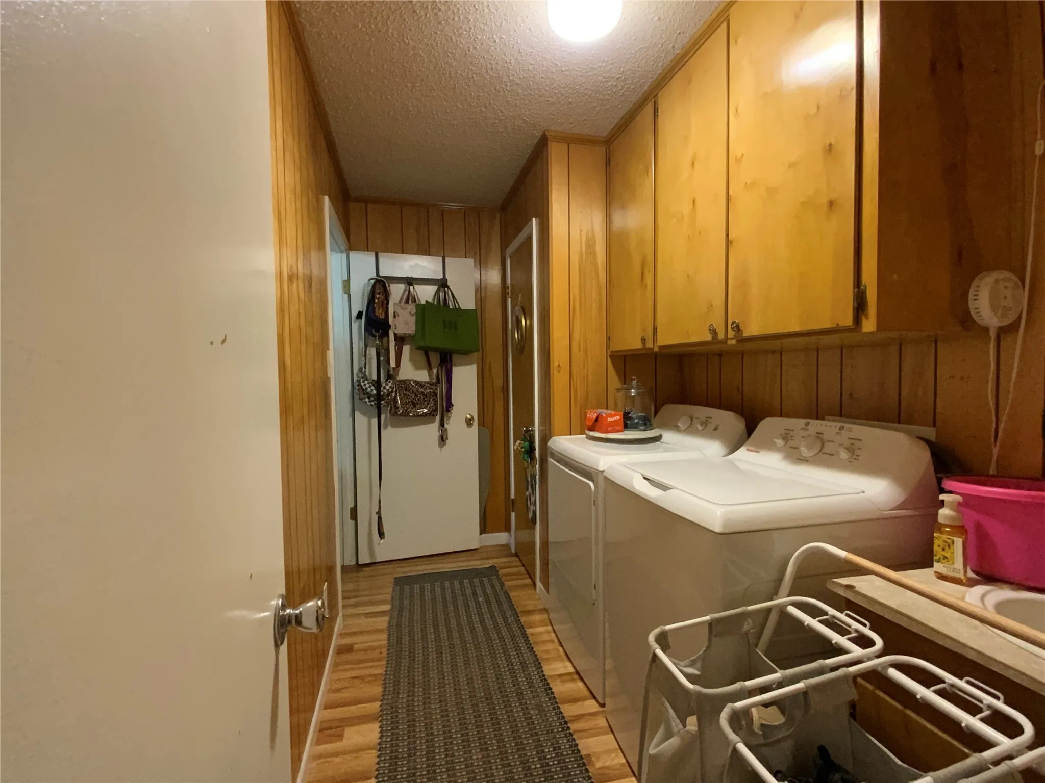 Single Family Residence For Sale in Comanche County , 105 N Cole Street, Comanche, Texas 76442, 2 Bedroom, 2 Bathroom, Garage spaces, 1,176 Sqft, built in 1972, mls#21405078, Real Estate Agent in Comanche, Homes For Sale in Comanche county, Homes For Sale in Comanche, Realtor in Comanche Texas, Real Estate Brokerage Independent Realty Texas, Luminita Cordes Realtor