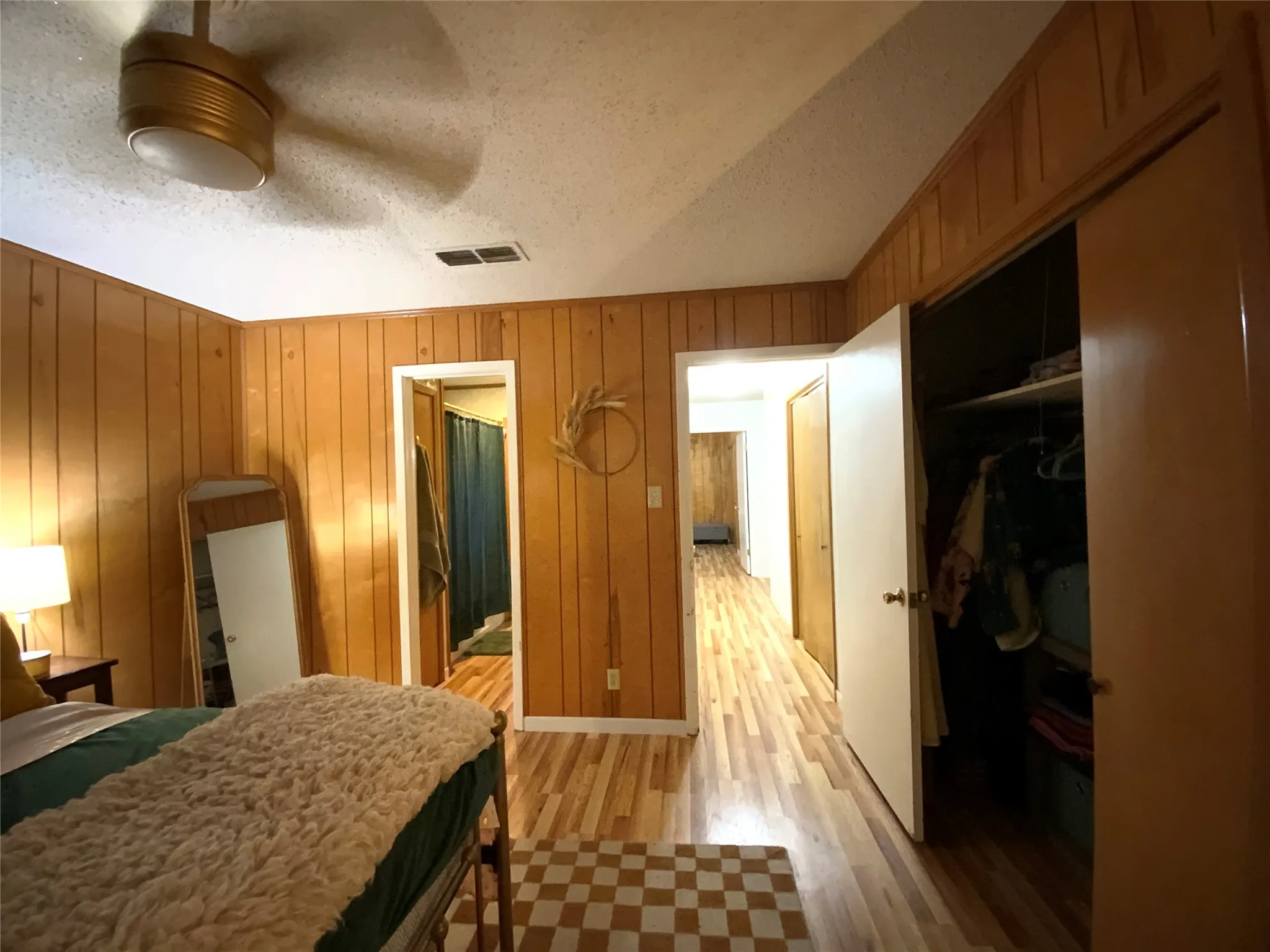 Single Family Residence For Sale in Comanche County , 105 N Cole Street, Comanche, Texas 76442, 2 Bedroom, 2 Bathroom, Garage spaces, 1,176 Sqft, built in 1972, mls#21405078, Real Estate Agent in Comanche, Homes For Sale in Comanche county, Homes For Sale in Comanche, Realtor in Comanche Texas, Real Estate Brokerage Independent Realty Texas, Luminita Cordes Realtor