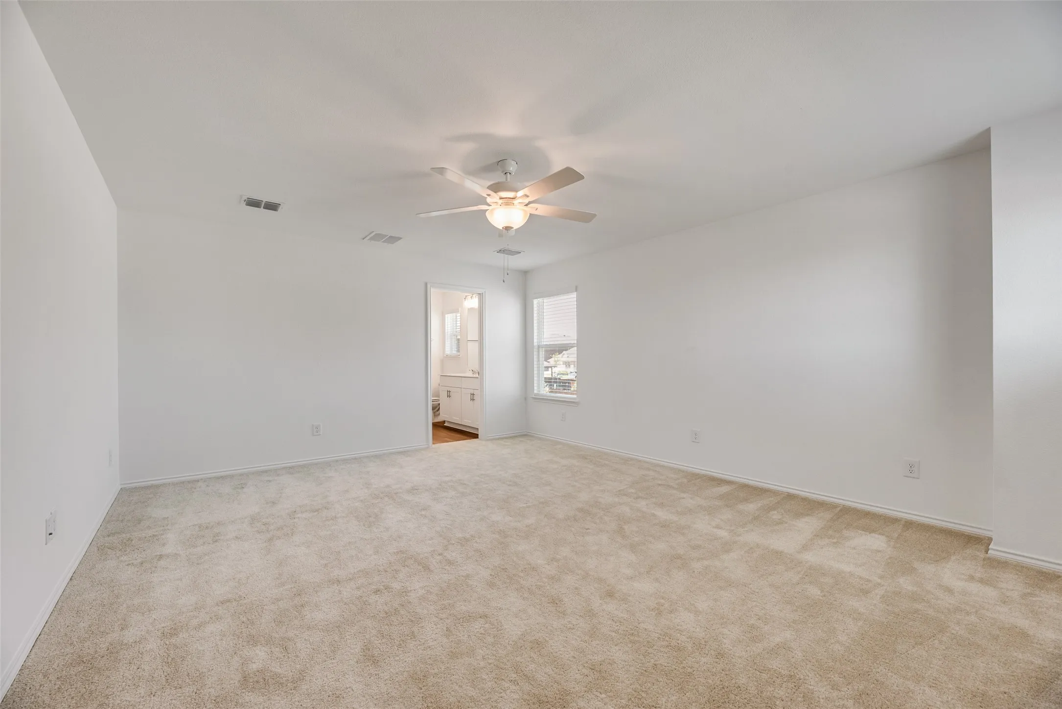 Single Family Residence For Rent in Collin County , 711 Puma Street, Princeton, Texas 75407, 4 Bedroom, 3 Bathroom, 2 Garage spaces, 2,726 Sqft, built in 2024, mls#21405294, Real Estate Agent in Princeton, Homes For Rent in Collin county, Homes For Rent in Princeton, Realtor in Princeton Texas, Real Estate Brokerage Independent Realty Texas, Luminita Cordes Realtor