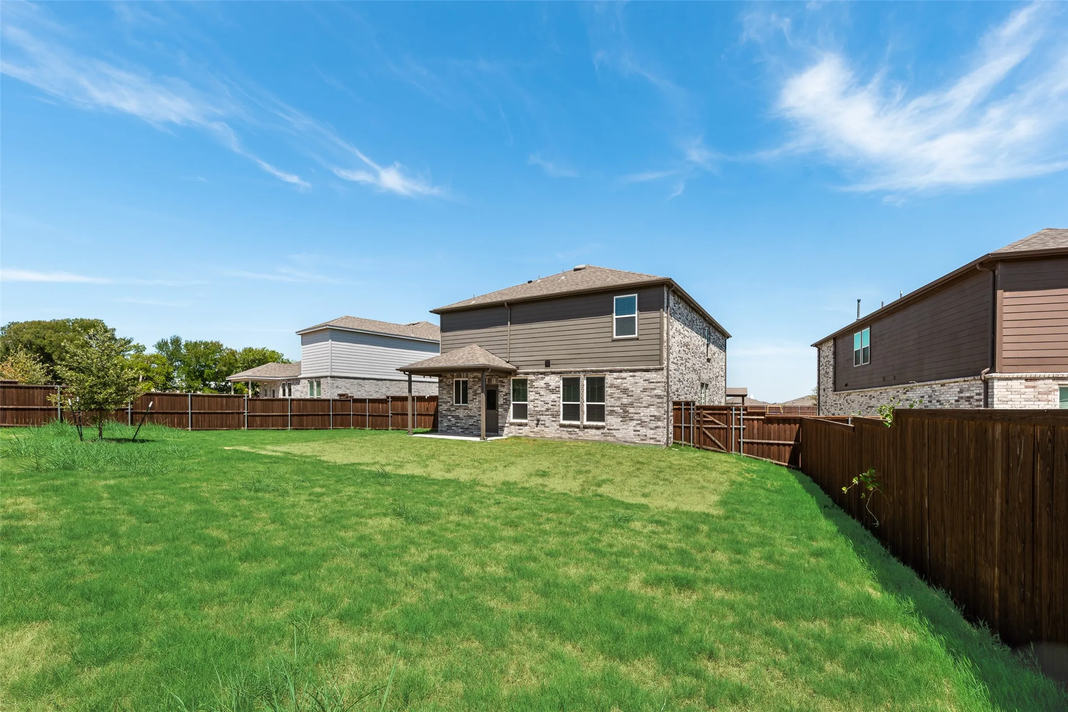 Single Family Residence For Rent in Collin County , 711 Puma Street, Princeton, Texas 75407, 4 Bedroom, 3 Bathroom, 2 Garage spaces, 2,726 Sqft, built in 2024, mls#21405294, Real Estate Agent in Princeton, Homes For Rent in Collin county, Homes For Rent in Princeton, Realtor in Princeton Texas, Real Estate Brokerage Independent Realty Texas, Luminita Cordes Realtor