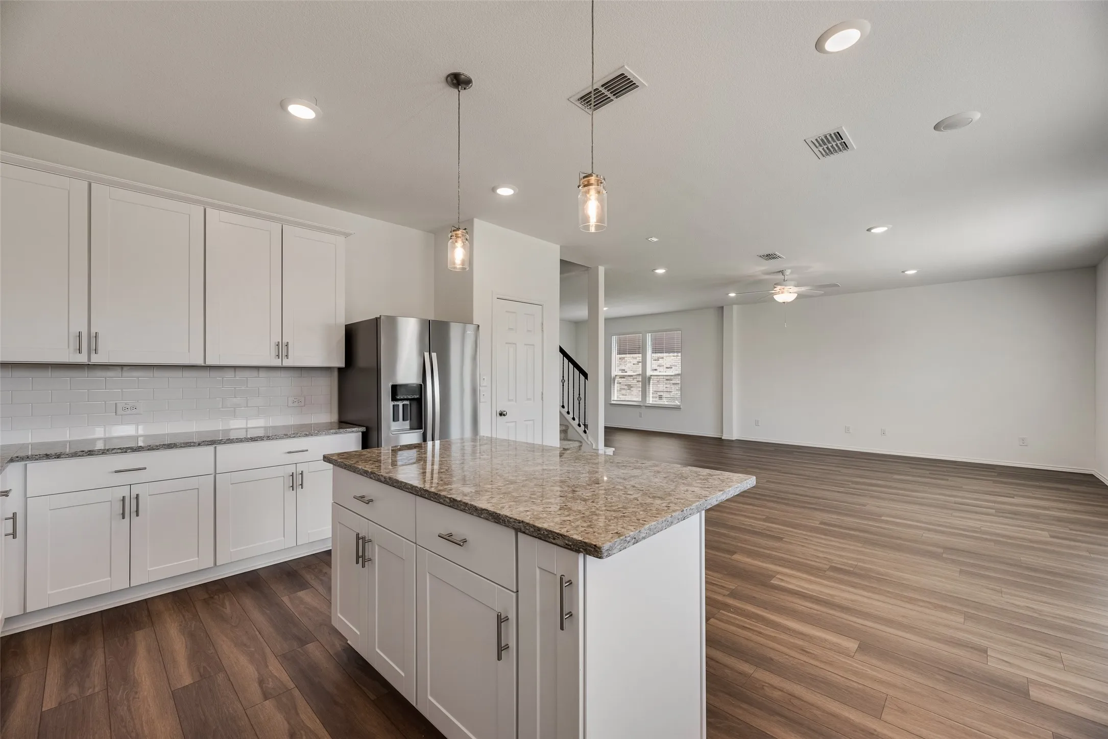 Single Family Residence For Rent in Collin County , 711 Puma Street, Princeton, Texas 75407, 4 Bedroom, 3 Bathroom, 2 Garage spaces, 2,726 Sqft, built in 2024, mls#21405294, Real Estate Agent in Princeton, Homes For Rent in Collin county, Homes For Rent in Princeton, Realtor in Princeton Texas, Real Estate Brokerage Independent Realty Texas, Luminita Cordes Realtor