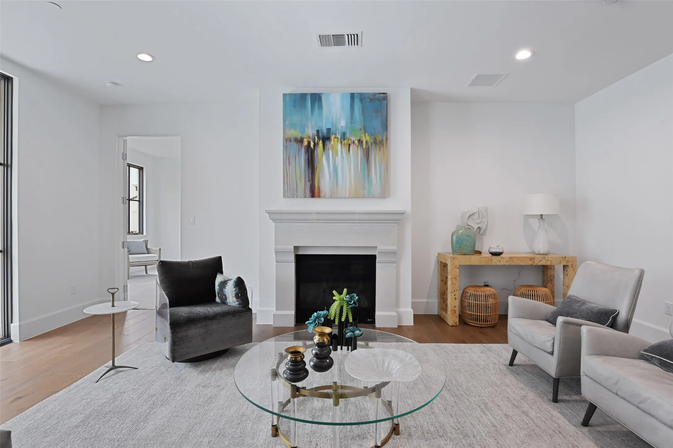 Condominium For Rent in Denton County , 5270 Town And Country Boulevard 133, Frisco, Texas 75034, 2 Bedroom, 3 Bathroom, 2 Garage spaces, 2,223 Sqft, built in 2020, mls#21405220, Real Estate Agent in Frisco, Homes For Rent in Denton county, Homes For Rent in Frisco, Realtor in Frisco Texas, Real Estate Brokerage Independent Realty Texas, Luminita Cordes Realtor