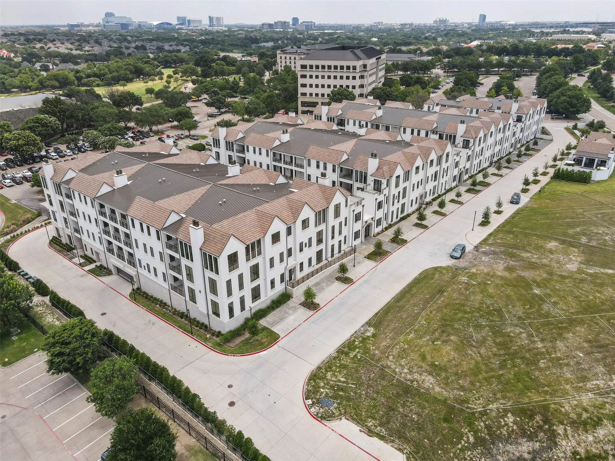 Condominium For Rent in Denton County , 5270 Town And Country Boulevard 133, Frisco, Texas 75034, 2 Bedroom, 3 Bathroom, 2 Garage spaces, 2,223 Sqft, built in 2020, mls#21405220, Real Estate Agent in Frisco, Homes For Rent in Denton county, Homes For Rent in Frisco, Realtor in Frisco Texas, Real Estate Brokerage Independent Realty Texas, Luminita Cordes Realtor