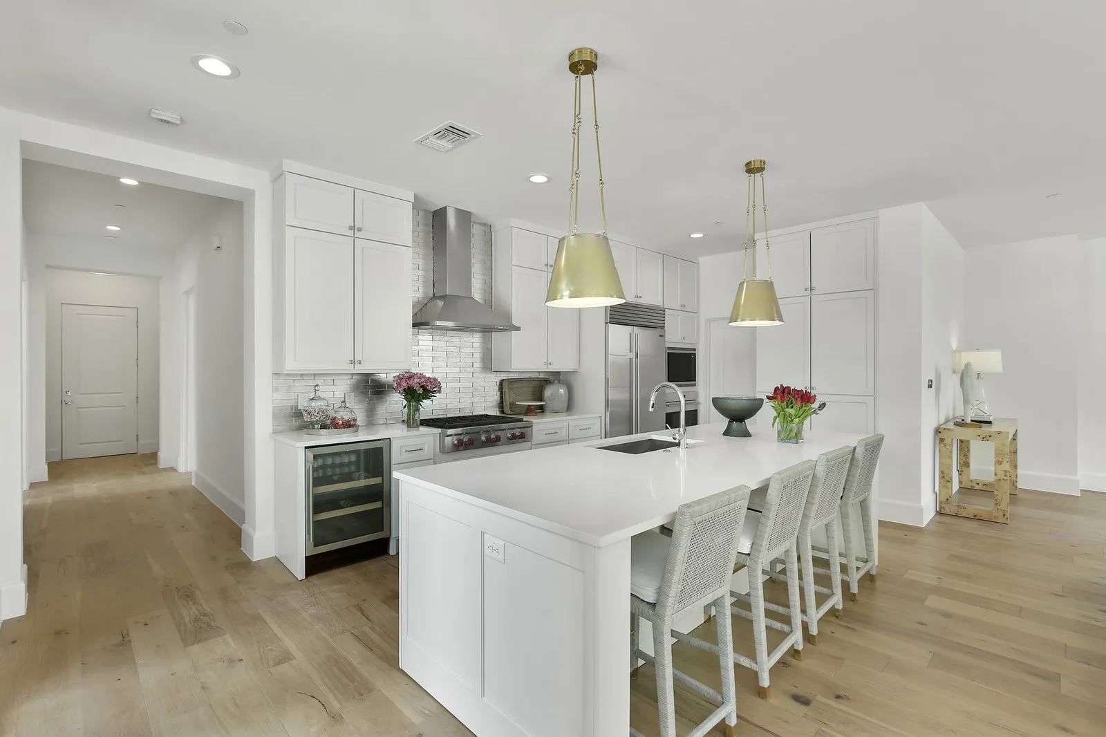 Condominium For Rent in Denton County , 5270 Town And Country Boulevard 133, Frisco, Texas 75034, 2 Bedroom, 3 Bathroom, 2 Garage spaces, 2,223 Sqft, built in 2020, mls#21405220, Real Estate Agent in Frisco, Homes For Rent in Denton county, Homes For Rent in Frisco, Realtor in Frisco Texas, Real Estate Brokerage Independent Realty Texas, Luminita Cordes Realtor