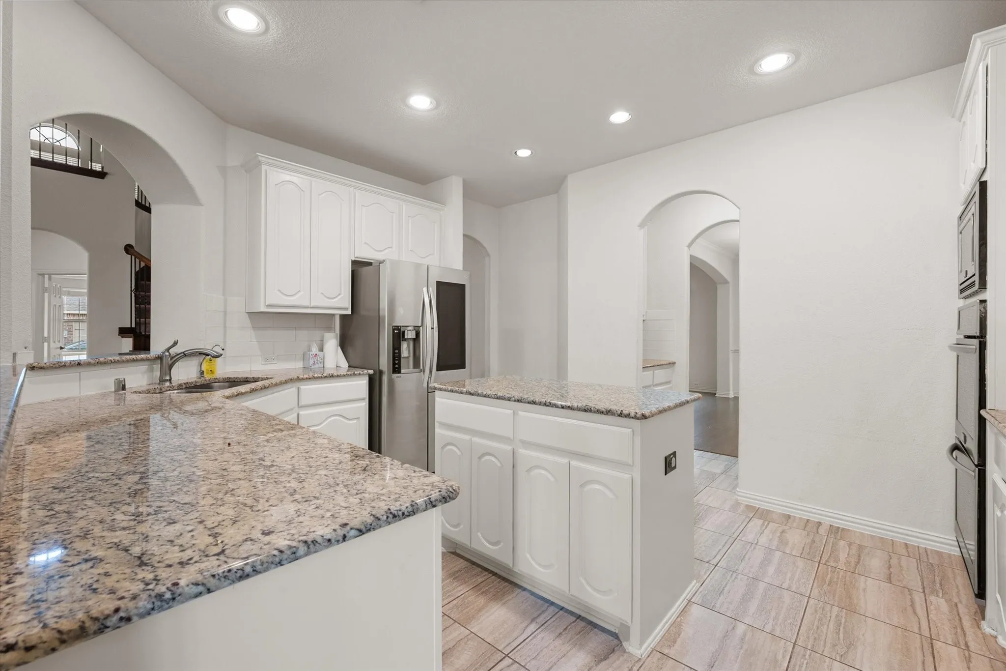 Single Family Residence For Sale in Ellis County , 1840 Cotton Creek Trail, Midlothian, Texas 76065, 5 Bedroom, 4 Bathroom, 3 Garage spaces, 4,339 Sqft, built in 2014, mls#21405217, Real Estate Agent in Midlothian, Homes For Sale in Ellis county, Homes For Sale in Midlothian, Realtor in Midlothian Texas, Real Estate Brokerage Independent Realty Texas, Luminita Cordes Realtor