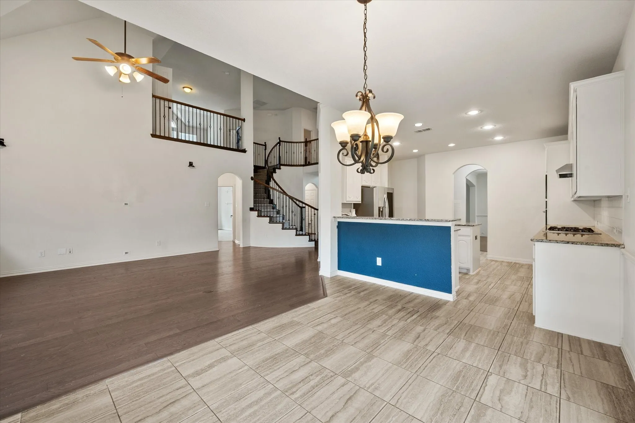 Single Family Residence For Sale in Ellis County , 1840 Cotton Creek Trail, Midlothian, Texas 76065, 5 Bedroom, 4 Bathroom, 3 Garage spaces, 4,339 Sqft, built in 2014, mls#21405217, Real Estate Agent in Midlothian, Homes For Sale in Ellis county, Homes For Sale in Midlothian, Realtor in Midlothian Texas, Real Estate Brokerage Independent Realty Texas, Luminita Cordes Realtor