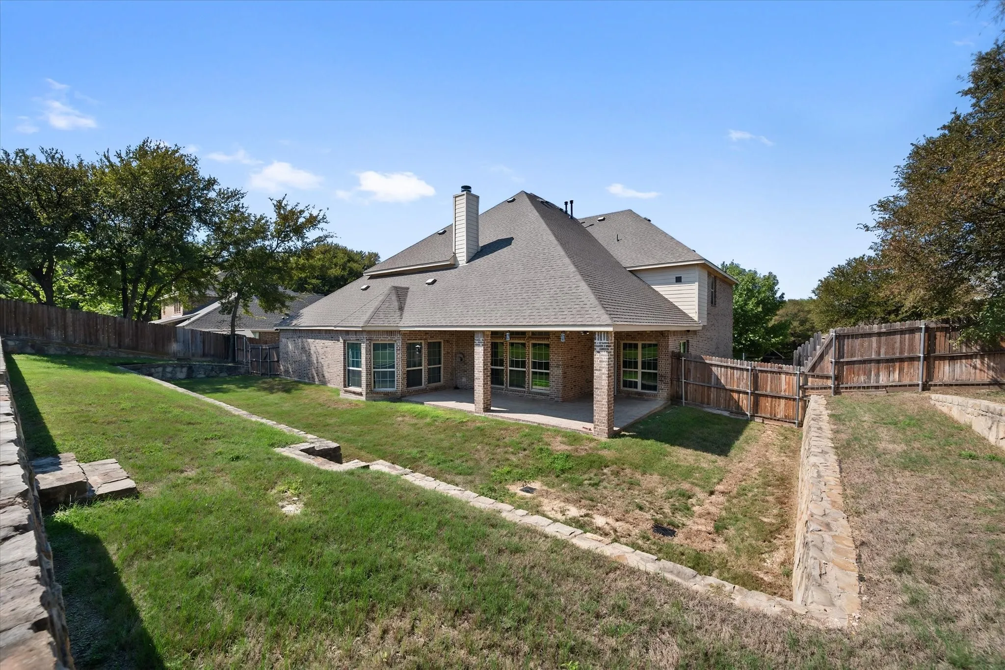 Single Family Residence For Sale in Ellis County , 1840 Cotton Creek Trail, Midlothian, Texas 76065, 5 Bedroom, 4 Bathroom, 3 Garage spaces, 4,339 Sqft, built in 2014, mls#21405217, Real Estate Agent in Midlothian, Homes For Sale in Ellis county, Homes For Sale in Midlothian, Realtor in Midlothian Texas, Real Estate Brokerage Independent Realty Texas, Luminita Cordes Realtor