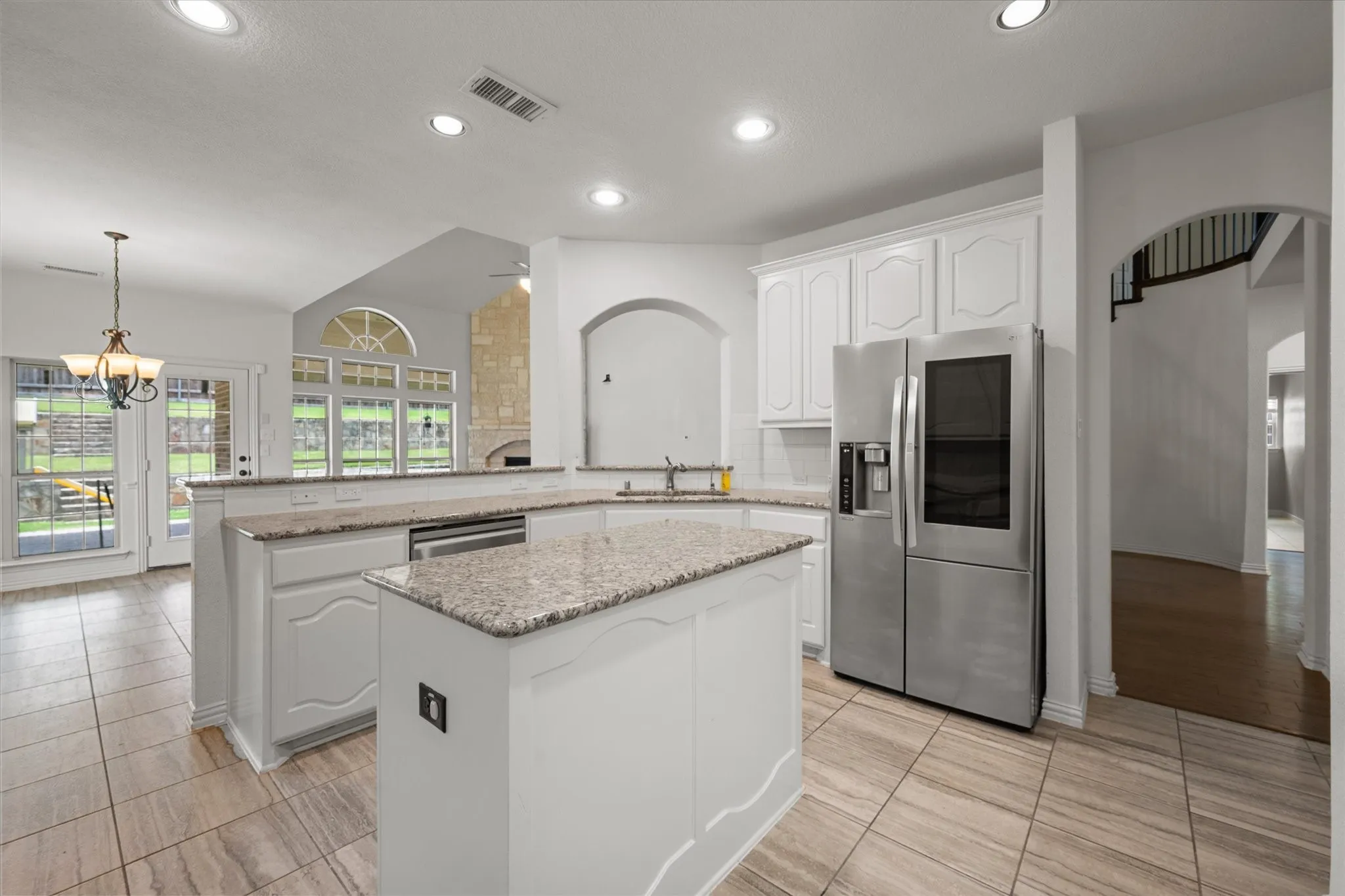 Single Family Residence For Sale in Ellis County , 1840 Cotton Creek Trail, Midlothian, Texas 76065, 5 Bedroom, 4 Bathroom, 3 Garage spaces, 4,339 Sqft, built in 2014, mls#21405217, Real Estate Agent in Midlothian, Homes For Sale in Ellis county, Homes For Sale in Midlothian, Realtor in Midlothian Texas, Real Estate Brokerage Independent Realty Texas, Luminita Cordes Realtor