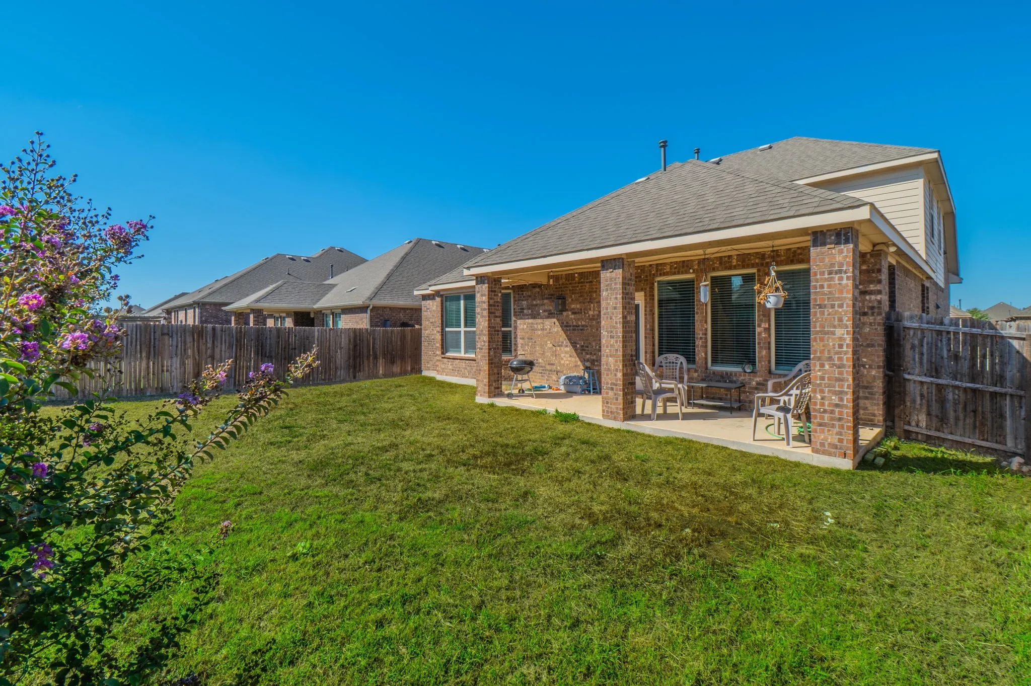 Single Family Residence For Sale in Denton County , 10808 Blaze Street, Aubrey, Texas 76227, 4 Bedroom, 3 Bathroom, 2 Garage spaces, 2,771 Sqft, built in 2018, mls#21405271, Real Estate Agent in Aubrey, Homes For Sale in Denton county, Homes For Sale in Aubrey, Realtor in Aubrey Texas, Real Estate Brokerage Independent Realty Texas, Luminita Cordes Realtor