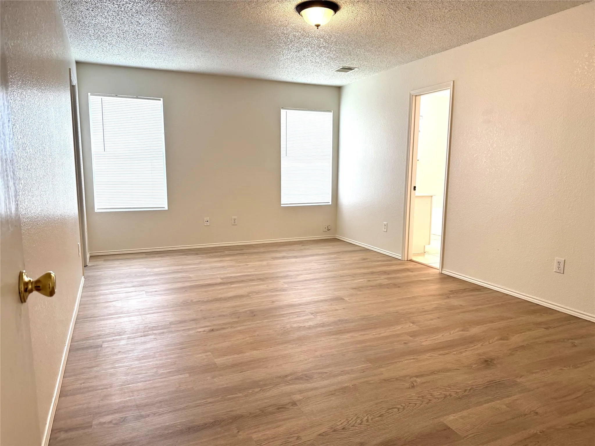 Single Family Residence For Sale in Tarrant County , 8769 Polo Drive, Fort Worth, Texas 76123, 4 Bedroom, 3 Bathroom, 2 Garage spaces, 2,860 Sqft, built in 2000, mls#21405173, Real Estate Agent in Fort Worth, Homes For Sale in Tarrant county, Homes For Sale in Fort Worth, Realtor in Fort Worth Texas, Real Estate Brokerage Independent Realty Texas, Luminita Cordes Realtor
