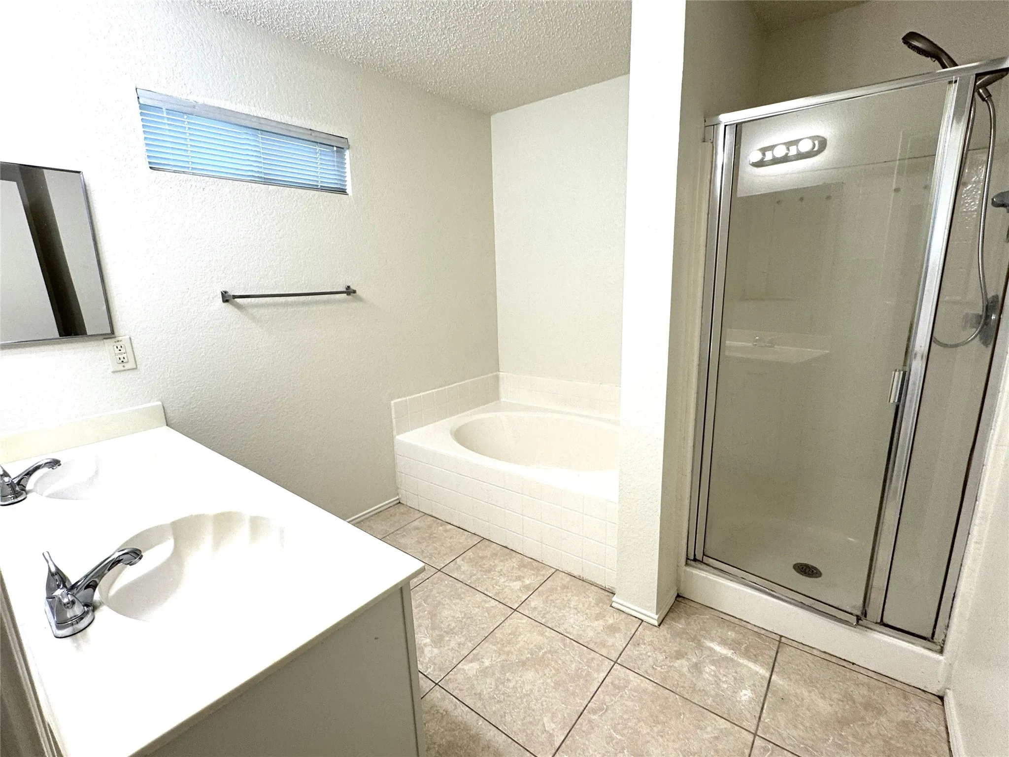 Single Family Residence For Sale in Tarrant County , 8769 Polo Drive, Fort Worth, Texas 76123, 4 Bedroom, 3 Bathroom, 2 Garage spaces, 2,860 Sqft, built in 2000, mls#21405173, Real Estate Agent in Fort Worth, Homes For Sale in Tarrant county, Homes For Sale in Fort Worth, Realtor in Fort Worth Texas, Real Estate Brokerage Independent Realty Texas, Luminita Cordes Realtor