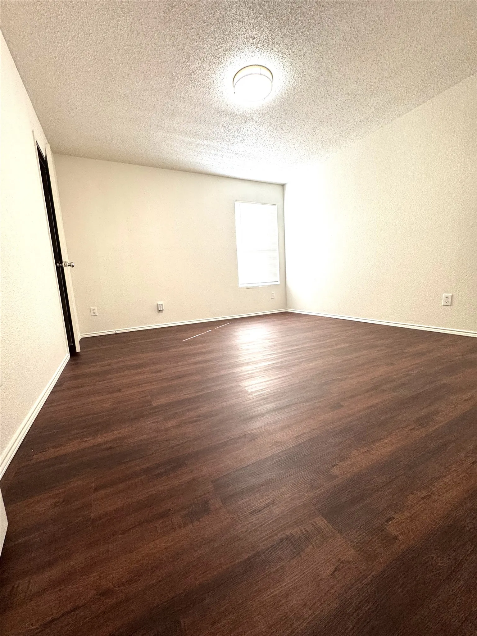 Single Family Residence For Sale in Tarrant County , 8737 Garden Springs Drive, Fort Worth, Texas 76123, 5 Bedroom, 3 Bathroom, 2 Garage spaces, 3,536 Sqft, built in 2000, mls#21405157, Real Estate Agent in Fort Worth, Homes For Sale in Tarrant county, Homes For Sale in Fort Worth, Realtor in Fort Worth Texas, Real Estate Brokerage Independent Realty Texas, Luminita Cordes Realtor