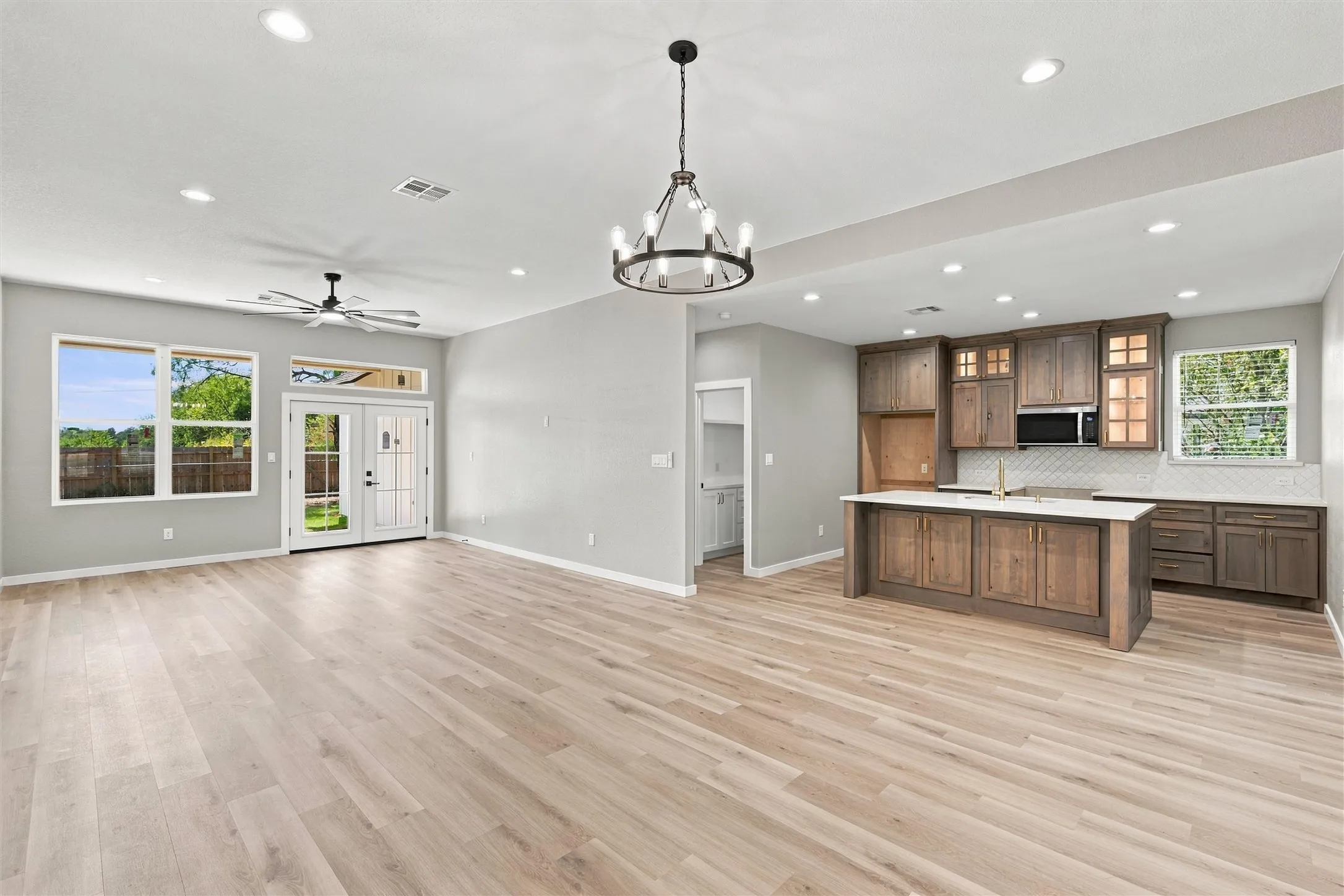 Single Family Residence For Sale in Mc Lennan County , 2302 Gary Lane, Waco, Texas 76708, 3 Bedroom, 2 Bathroom, 2 Garage spaces, 1,607 Sqft, built in 2026, mls#21404871, Real Estate Agent in Waco, Homes For Sale in Mc Lennan county, Homes For Sale in Waco, Realtor in Waco Texas, Real Estate Brokerage Independent Realty Texas, Luminita Cordes Realtor