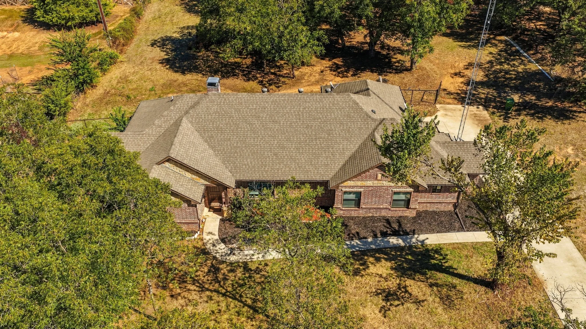 Single Family Residence For Sale in Wise County , 1389 County Road 3591, Paradise, Texas 76073, 4 Bedroom, 3 Bathroom, 1 Garage spaces, 2,507 Sqft, built in 2017, mls#21404392, Real Estate Agent in Paradise, Homes For Sale in Wise county, Homes For Sale in Paradise, Realtor in Paradise Texas, Real Estate Brokerage Independent Realty Texas, Luminita Cordes Realtor
