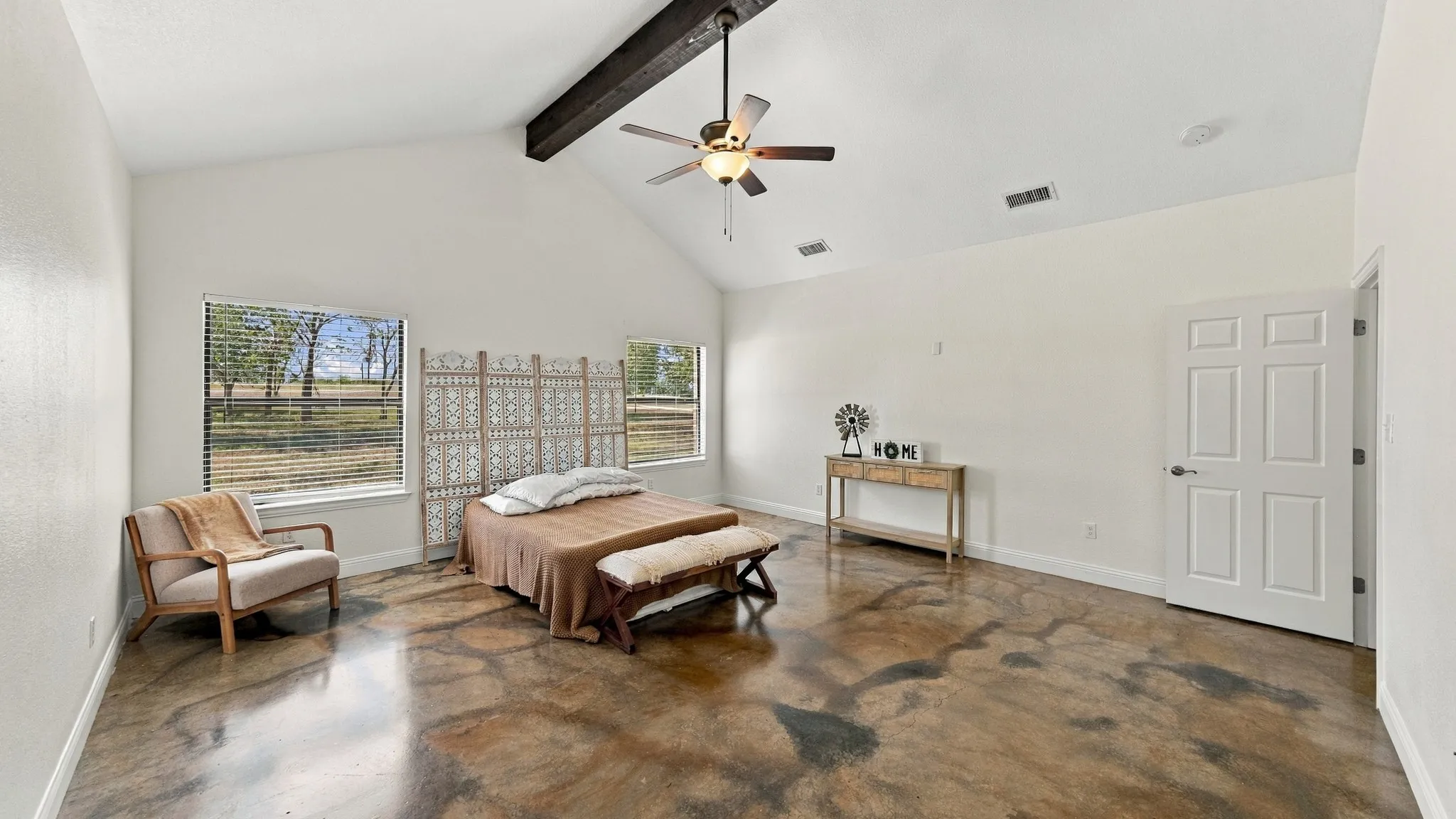 Single Family Residence For Sale in Wise County , 1389 County Road 3591, Paradise, Texas 76073, 4 Bedroom, 3 Bathroom, 1 Garage spaces, 2,507 Sqft, built in 2017, mls#21404392, Real Estate Agent in Paradise, Homes For Sale in Wise county, Homes For Sale in Paradise, Realtor in Paradise Texas, Real Estate Brokerage Independent Realty Texas, Luminita Cordes Realtor