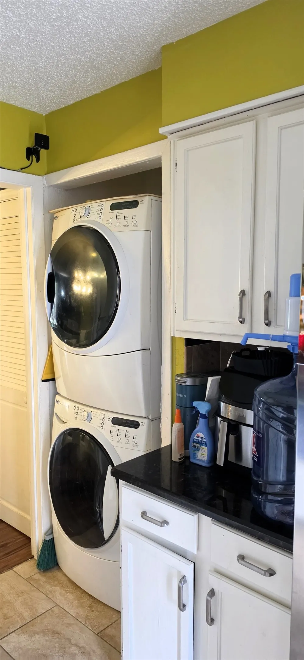Condominium For Sale in Dallas County , 3620 Parkridge Drive 111, Dallas, Texas 75234, 2 Bedroom, 2 Bathroom, Garage spaces, 980 Sqft, built in 1982, mls#21405324, Real Estate Agent in Dallas, Homes For Sale in Dallas county, Homes For Sale in Dallas, Realtor in Dallas Texas, Real Estate Brokerage Independent Realty Texas, Luminita Cordes Realtor