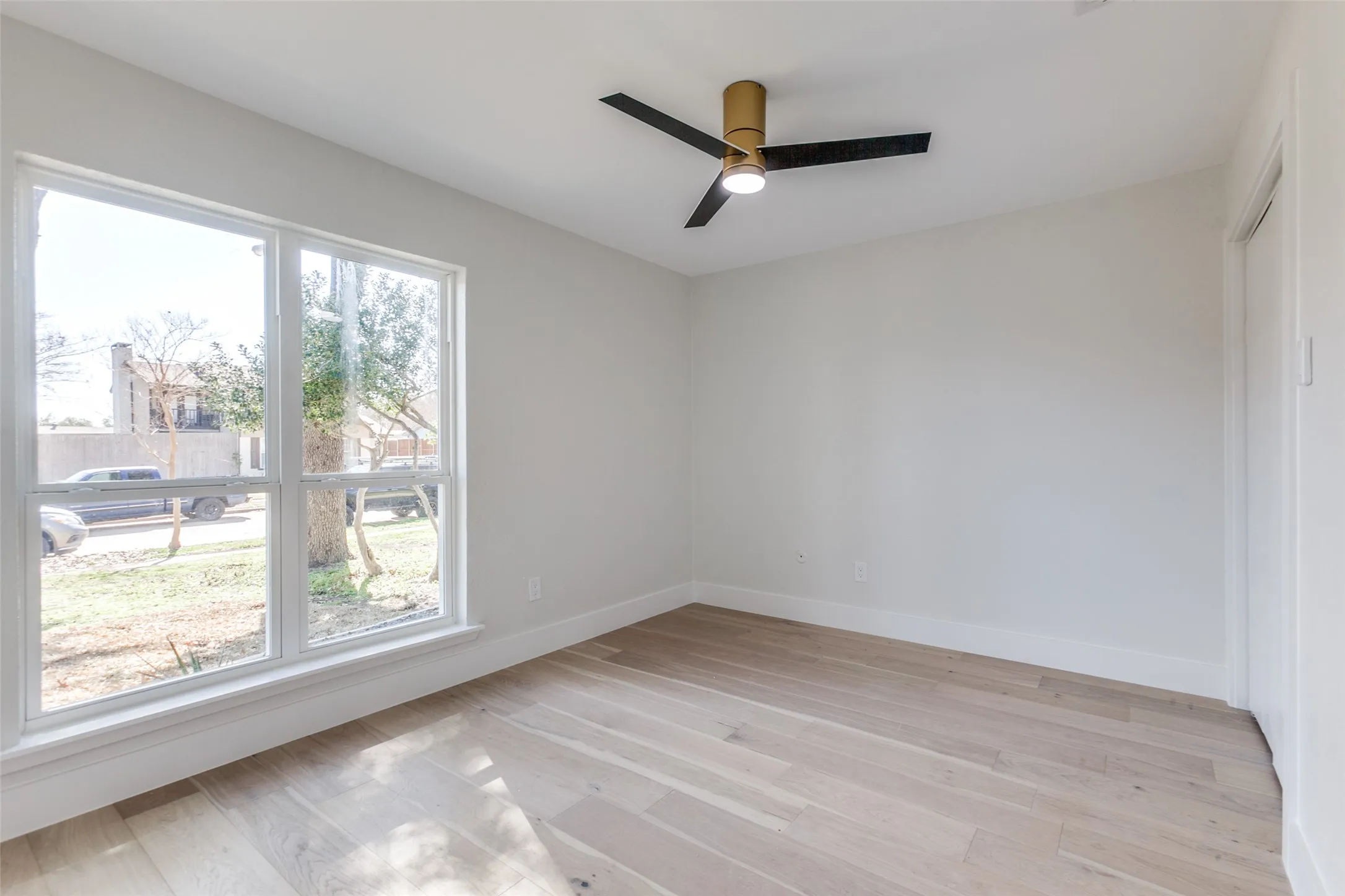 Single Family Residence For Rent in Dallas County , 416 Bedford Drive, Richardson, Texas 75080, 3 Bedroom, 2 Bathroom, 2 Garage spaces, 1,712 Sqft, built in 1973, mls#21405327, Real Estate Agent in Richardson, Homes For Rent in Dallas county, Homes For Rent in Richardson, Realtor in Richardson Texas, Real Estate Brokerage Independent Realty Texas, Luminita Cordes Realtor