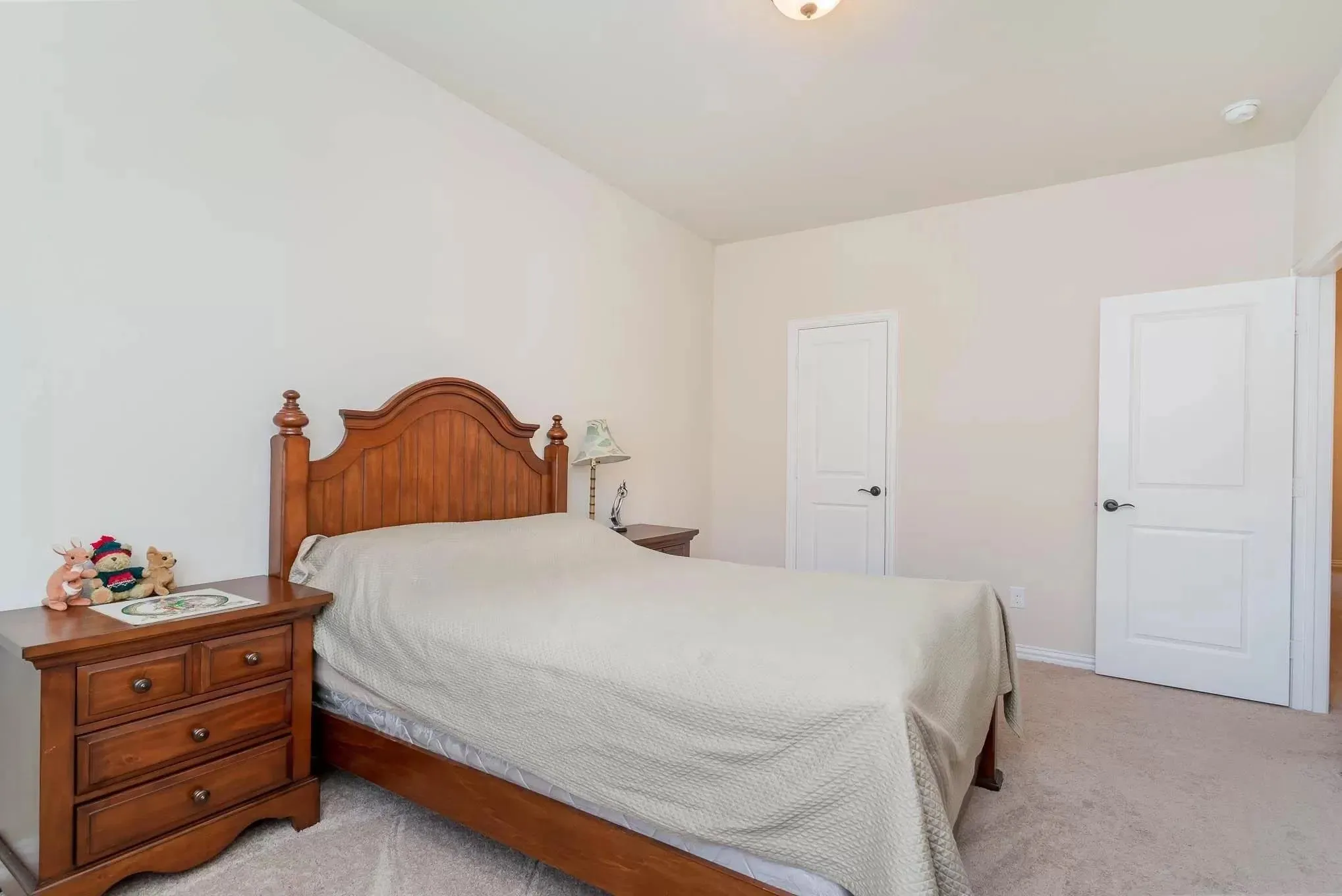 Townhouse For Rent in Denton County , 4654C Rhett Lane, Carrollton, Texas 75010, 3 Bedroom, 3 Bathroom, 2 Garage spaces, 1,689 Sqft, built in 2015, mls#21405333, Real Estate Agent in Carrollton, Homes For Rent in Denton county, Homes For Rent in Carrollton, Realtor in Carrollton Texas, Real Estate Brokerage Independent Realty Texas, Luminita Cordes Realtor