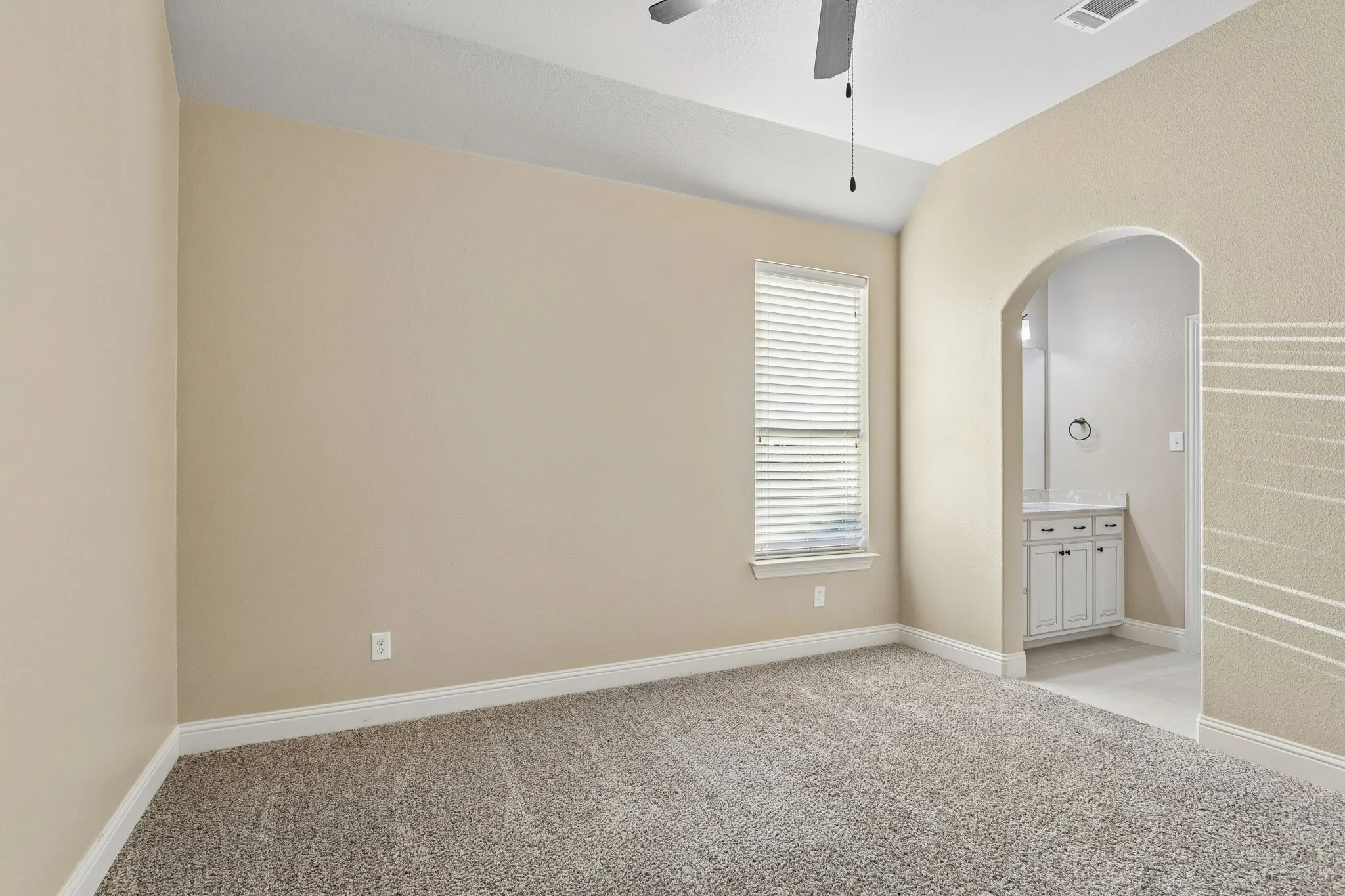 Single Family Residence For Sale in Collin County , 2140 Arbol Way, Prosper, Texas 75078, 5 Bedroom, 5 Bathroom, 3 Garage spaces, 4,319 Sqft, built in 2015, mls#21404911, Real Estate Agent in Prosper, Homes For Sale in Collin county, Homes For Sale in Prosper, Realtor in Prosper Texas, Real Estate Brokerage Independent Realty Texas, Luminita Cordes Realtor