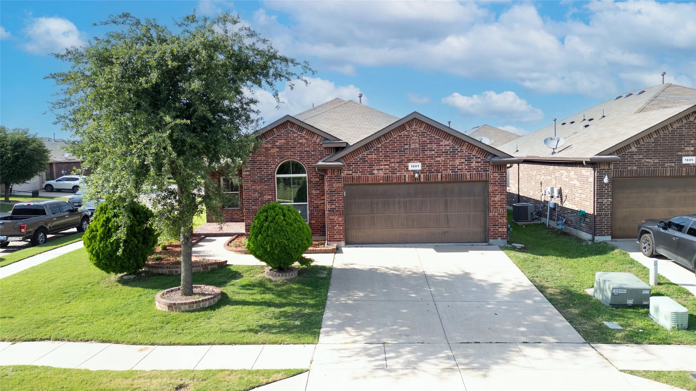 Single Family Residence For Rent in Tarrant County , 1801 Potrillo Lane, Fort Worth, Texas 76131, 4 Bedroom, 2 Bathroom, 2 Garage spaces, 1,821 Sqft, built in 2013, mls#21405176, Real Estate Agent in Fort Worth, Homes For Rent in Tarrant county, Homes For Rent in Fort Worth, Realtor in Fort Worth Texas, Real Estate Brokerage Independent Realty Texas, Luminita Cordes Realtor