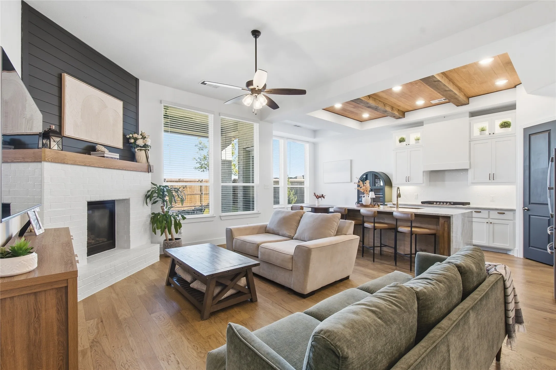 Single Family Residence For Sale in Collin County , 2721 Saltwood Court, Celina, Texas 75009, 4 Bedroom, 3 Bathroom, 2 Garage spaces, 2,269 Sqft, built in 2022, mls#21405244, Real Estate Agent in Celina, Homes For Sale in Collin county, Homes For Sale in Celina, Realtor in Celina Texas, Real Estate Brokerage Independent Realty Texas, Luminita Cordes Realtor