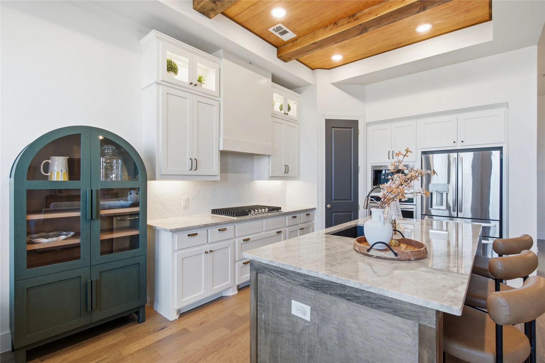 Single Family Residence For Sale in Collin County , 2721 Saltwood Court, Celina, Texas 75009, 4 Bedroom, 3 Bathroom, 2 Garage spaces, 2,269 Sqft, built in 2022, mls#21405244, Real Estate Agent in Celina, Homes For Sale in Collin county, Homes For Sale in Celina, Realtor in Celina Texas, Real Estate Brokerage Independent Realty Texas, Luminita Cordes Realtor