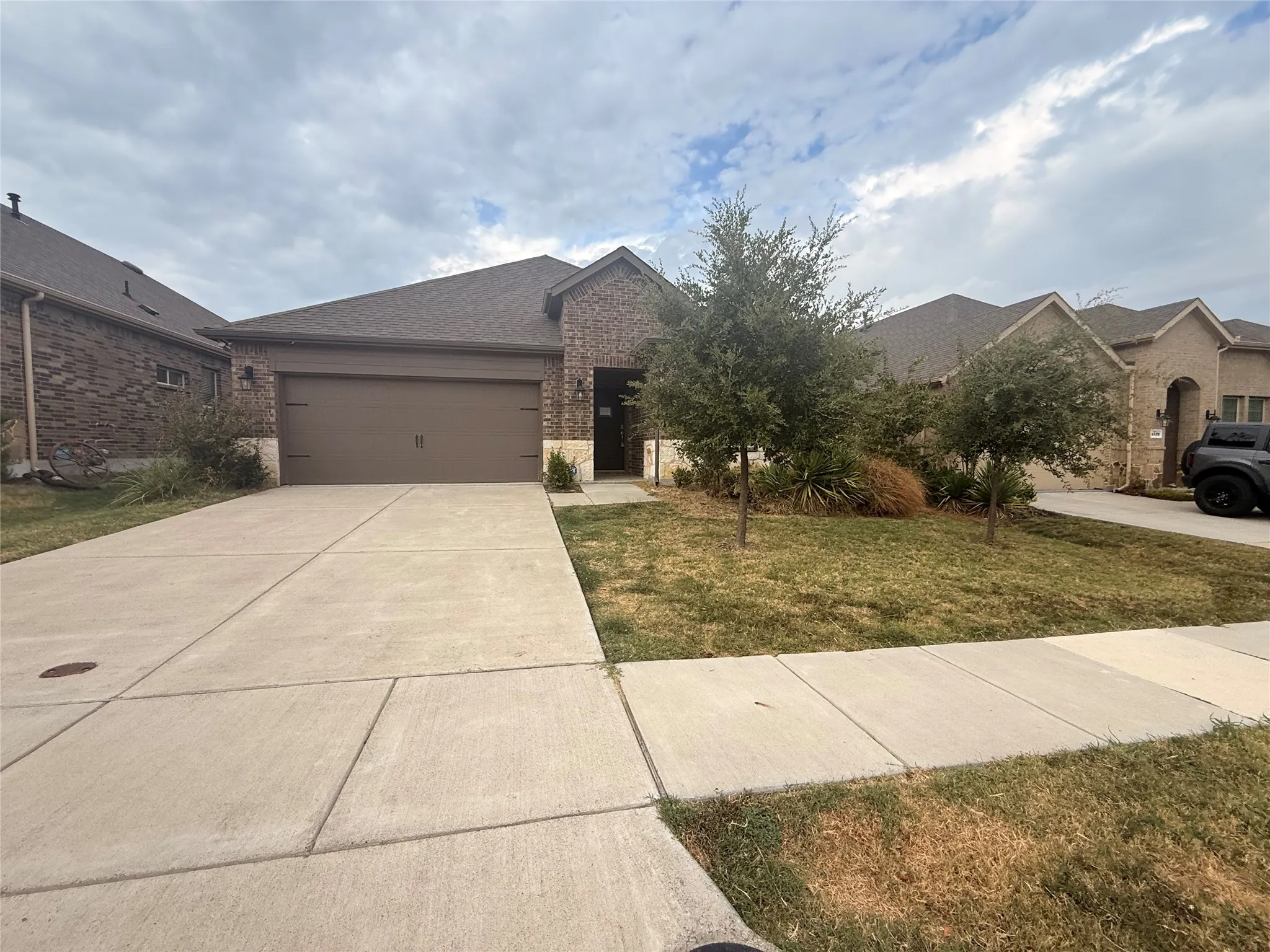 Single Family Residence For Sale in Kaufman County , 4124 Ellinger Drive, Heath, Texas 75126, 4 Bedroom, 3 Bathroom, 2 Garage spaces, 2,168 Sqft, built in 2022, mls#21405342, Real Estate Agent in Heath, Homes For Sale in Kaufman county, Homes For Sale in Heath, Realtor in Heath Texas, Real Estate Brokerage Independent Realty Texas, Luminita Cordes Realtor