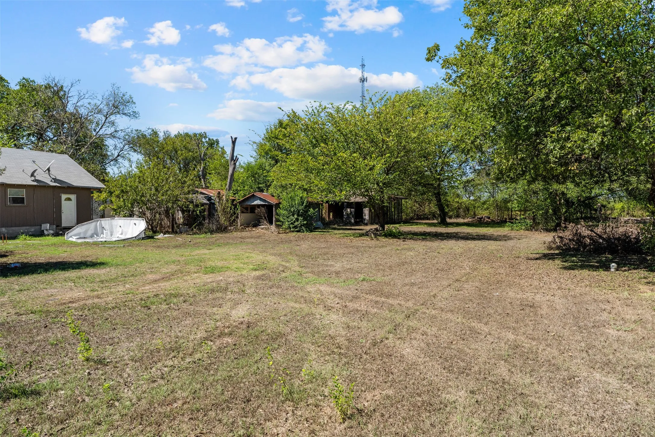 Unimproved Land For Sale in Mc Lennan County , 213 Hungry Hill Road, Eddy, Texas 76524, 0, 0, Garage spaces, 0 Sqft, built in 0, mls#21405335, Real Estate Agent in Eddy, Homes For Sale in Mc Lennan county, Homes For Sale in Eddy, Realtor in Eddy Texas, Real Estate Brokerage Independent Realty Texas, Luminita Cordes Realtor
