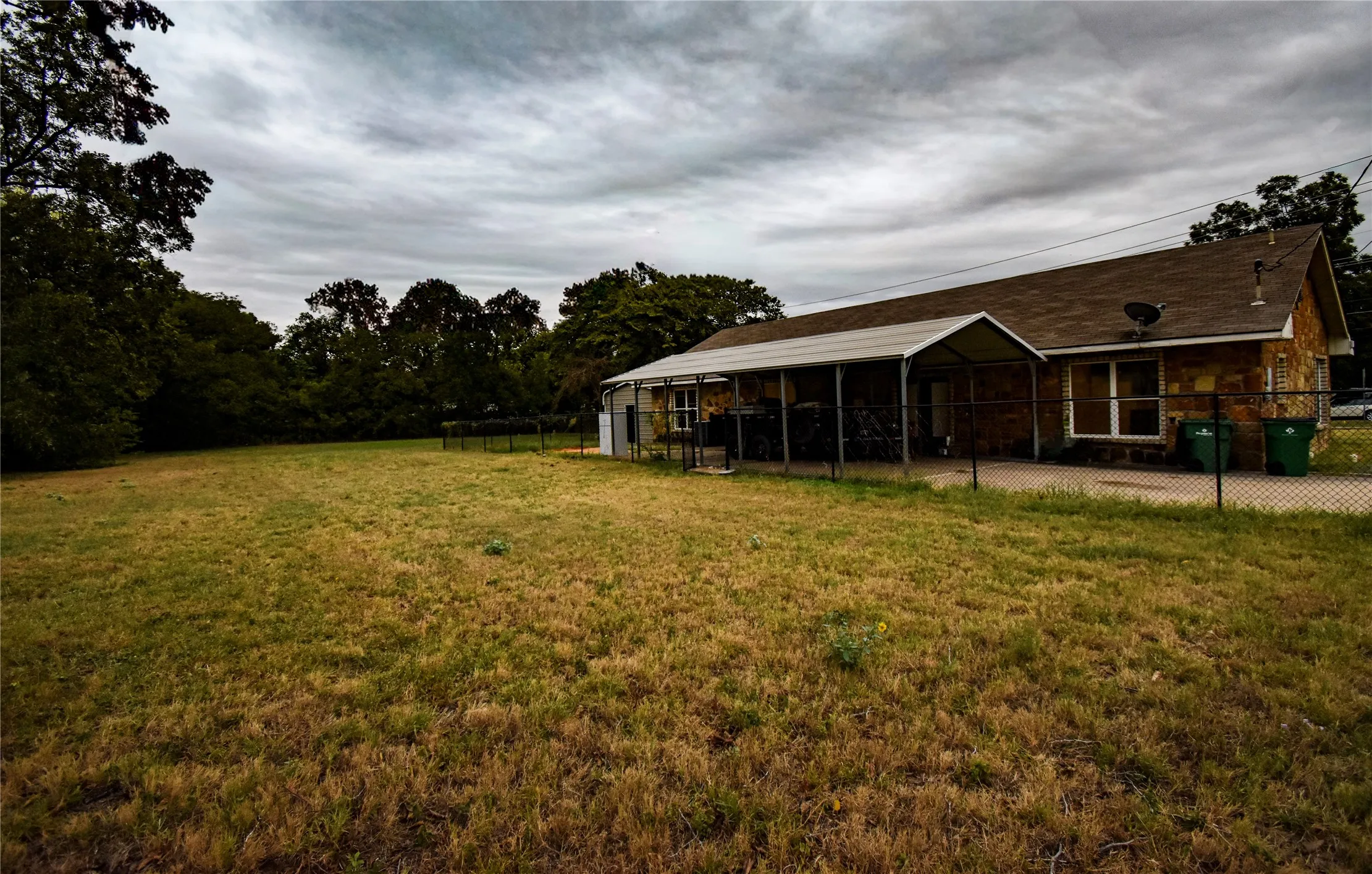 Single Family Residence For Sale in Erath County , 2363 W Denman, Stephenville, Texas 76401, 5 Bedroom, 2 Bathroom, Garage spaces, 2,240 Sqft, built in 1929, mls#21404371, Real Estate Agent in Stephenville, Homes For Sale in Erath county, Homes For Sale in Stephenville, Realtor in Stephenville Texas, Real Estate Brokerage Independent Realty Texas, Luminita Cordes Realtor
