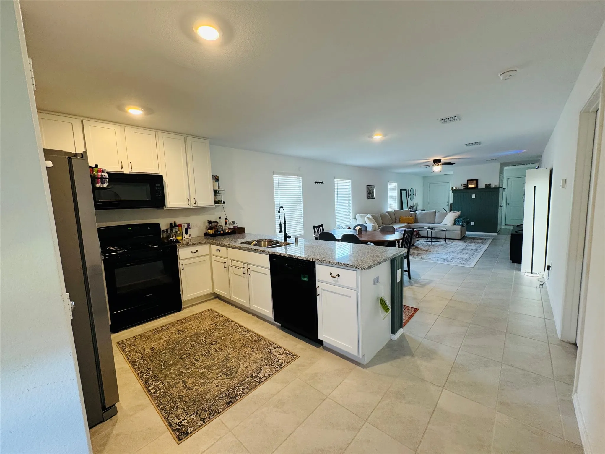 Single Family Residence For Sale in Kaufman County , 1734 Horizons Hill, Crandall, Texas 75114, 3 Bedroom, 2 Bathroom, 2 Garage spaces, 1,470 Sqft, built in 2023, mls#21403407, Real Estate Agent in Crandall, Homes For Sale in Kaufman county, Homes For Sale in Crandall, Realtor in Crandall Texas, Real Estate Brokerage Independent Realty Texas, Luminita Cordes Realtor