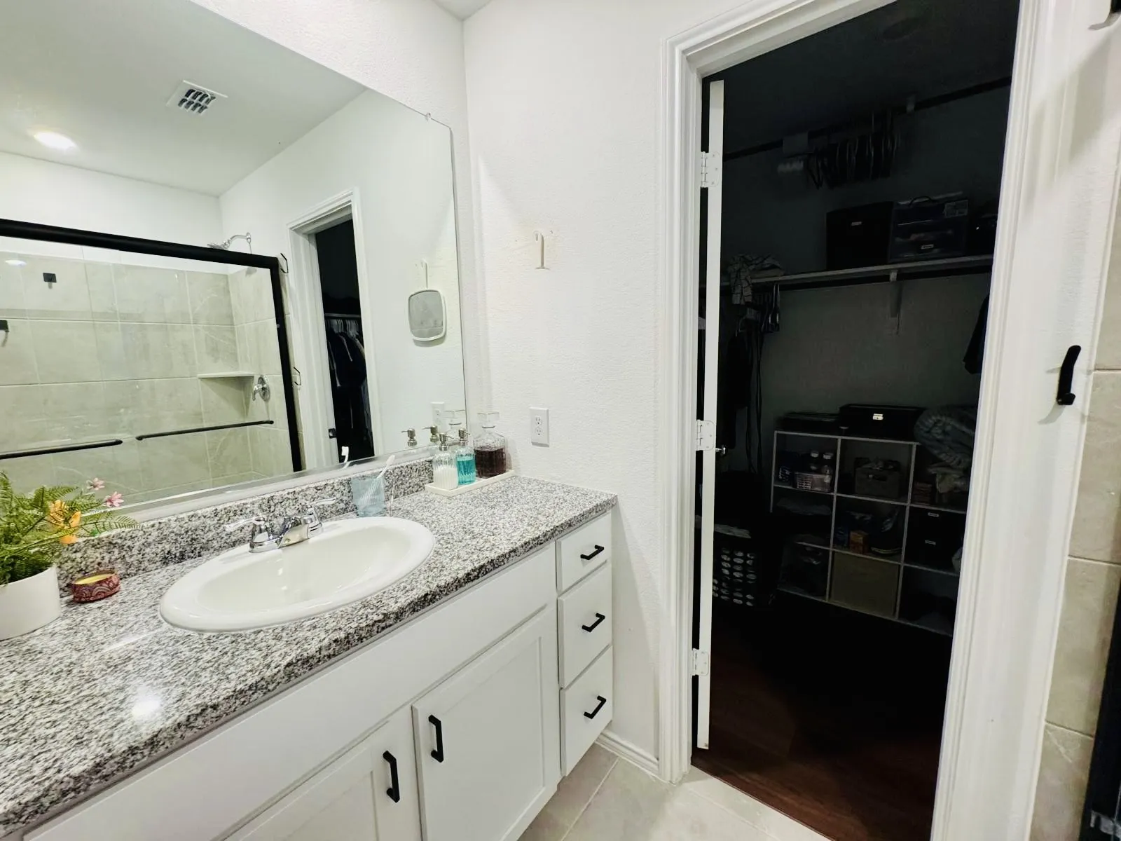 Single Family Residence For Sale in Kaufman County , 1734 Horizons Hill, Crandall, Texas 75114, 3 Bedroom, 2 Bathroom, 2 Garage spaces, 1,470 Sqft, built in 2023, mls#21403407, Real Estate Agent in Crandall, Homes For Sale in Kaufman county, Homes For Sale in Crandall, Realtor in Crandall Texas, Real Estate Brokerage Independent Realty Texas, Luminita Cordes Realtor