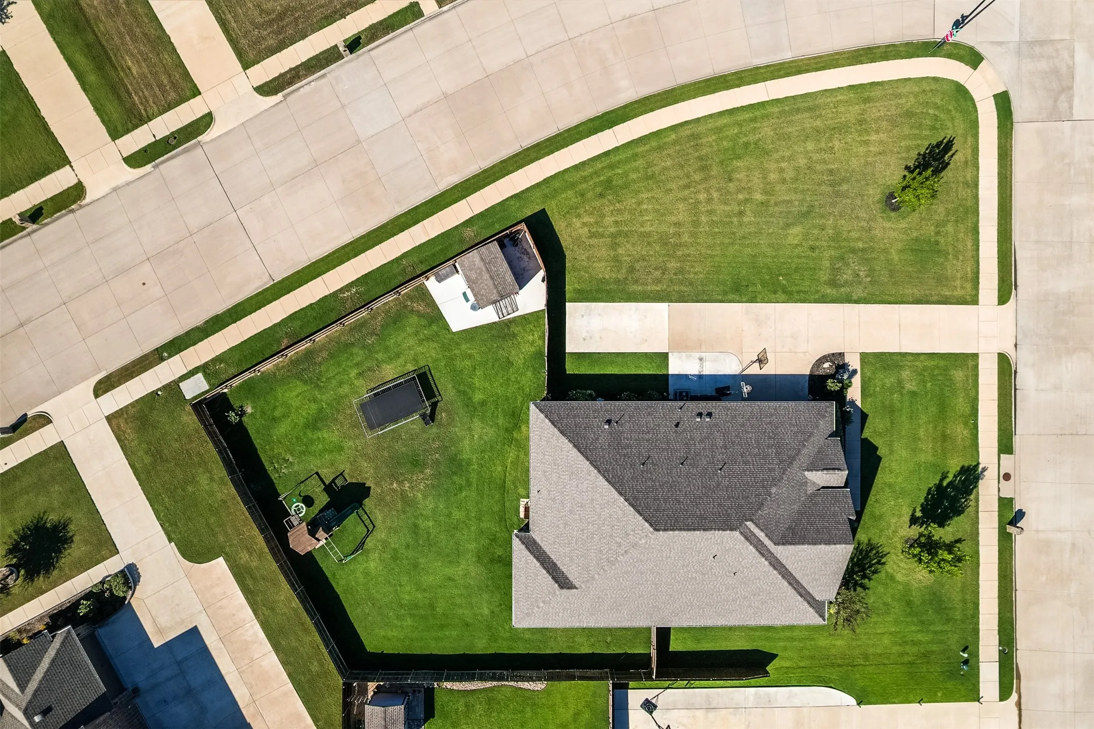 Single Family Residence For Sale in Ellis County , 177 Hackney Street, Waxahachie, Texas 75165, 4 Bedroom, 3 Bathroom, 2 Garage spaces, 2,724 Sqft, built in 2019, mls#21404946, Real Estate Agent in Waxahachie, Homes For Sale in Ellis county, Homes For Sale in Waxahachie, Realtor in Waxahachie Texas, Real Estate Brokerage Independent Realty Texas, Luminita Cordes Realtor
