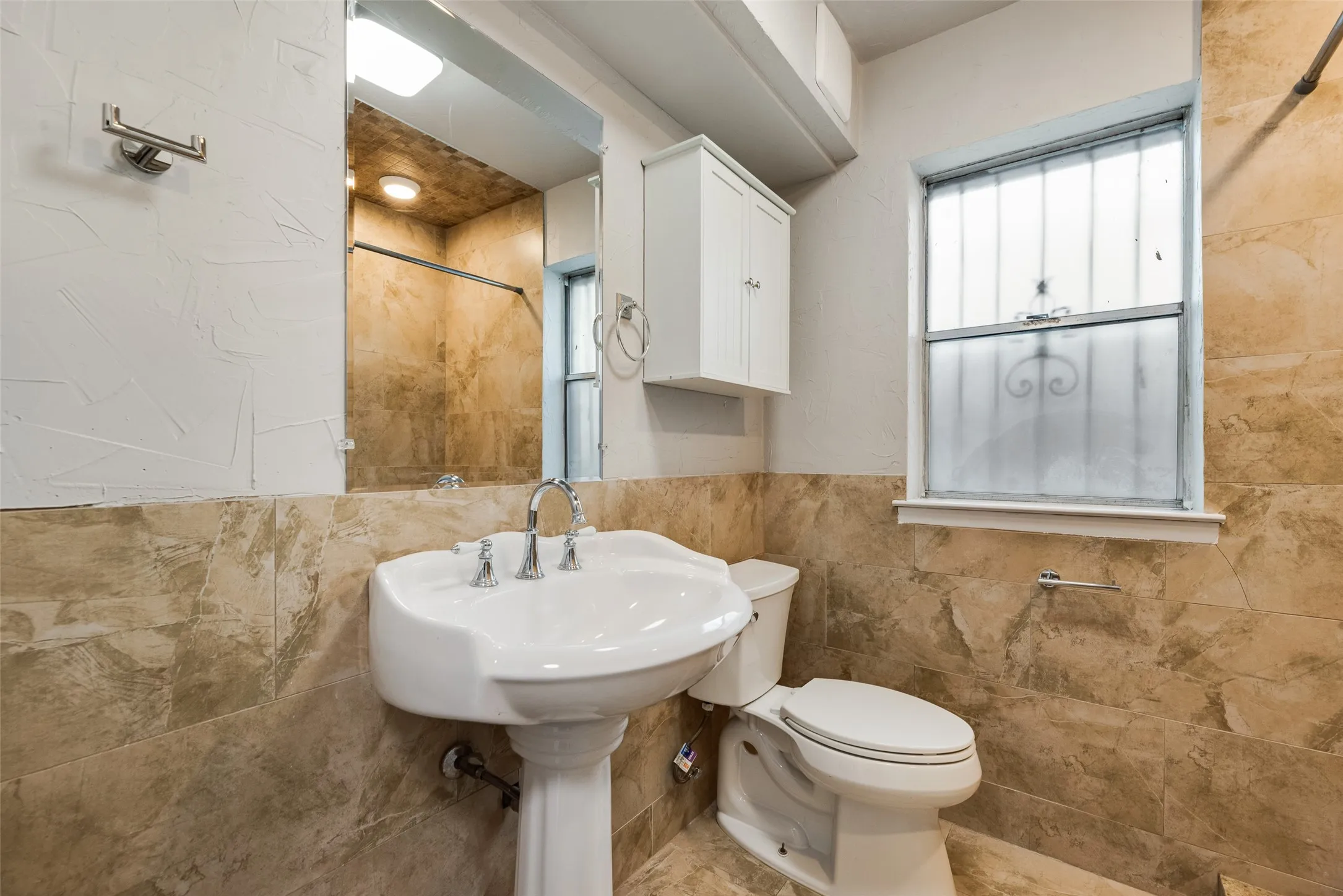 Single Family Residence For Sale in Dallas County , 9829 GROVE OAKS Valley, Dallas, Texas 75217, 4 Bedroom, 2 Bathroom, Garage spaces, 1,415 Sqft, built in 1968, mls#21405381, Real Estate Agent in Dallas, Homes For Sale in Dallas county, Homes For Sale in Dallas, Realtor in Dallas Texas, Real Estate Brokerage Independent Realty Texas, Luminita Cordes Realtor