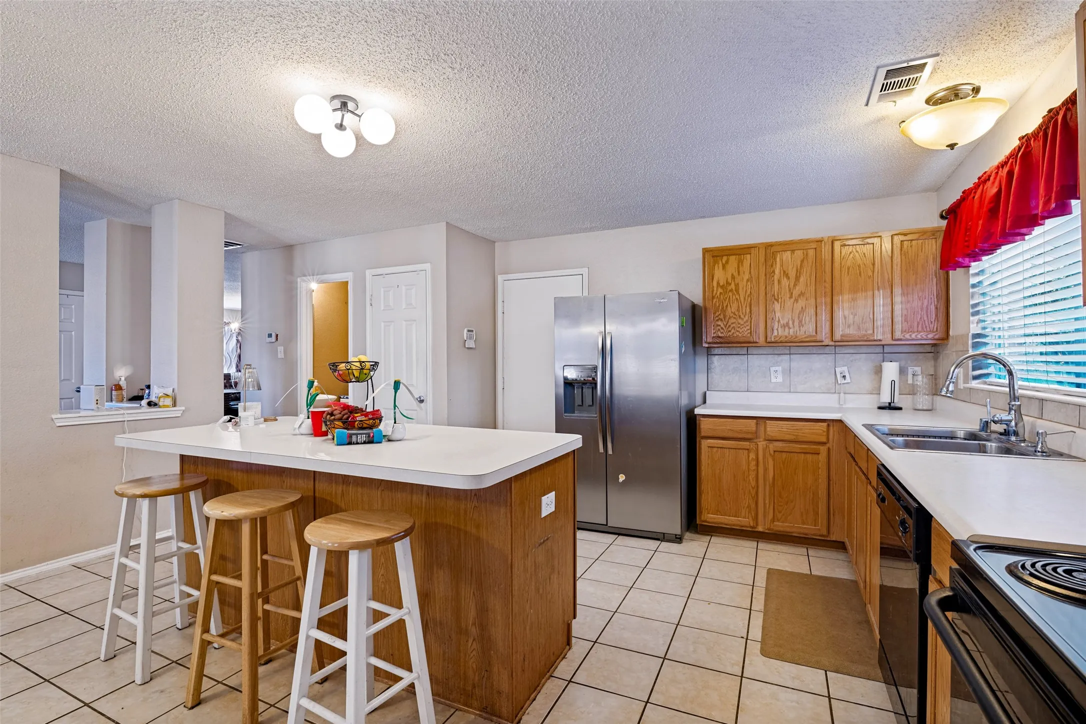 Single Family Residence For Sale in Dallas County , 2428 Becard Drive, Mesquite, Texas 75181, 4 Bedroom, 3 Bathroom, 2 Garage spaces, 3,136 Sqft, built in 2003, mls#21405389, Real Estate Agent in Mesquite, Homes For Sale in Dallas county, Homes For Sale in Mesquite, Realtor in Mesquite Texas, Real Estate Brokerage Independent Realty Texas, Luminita Cordes Realtor